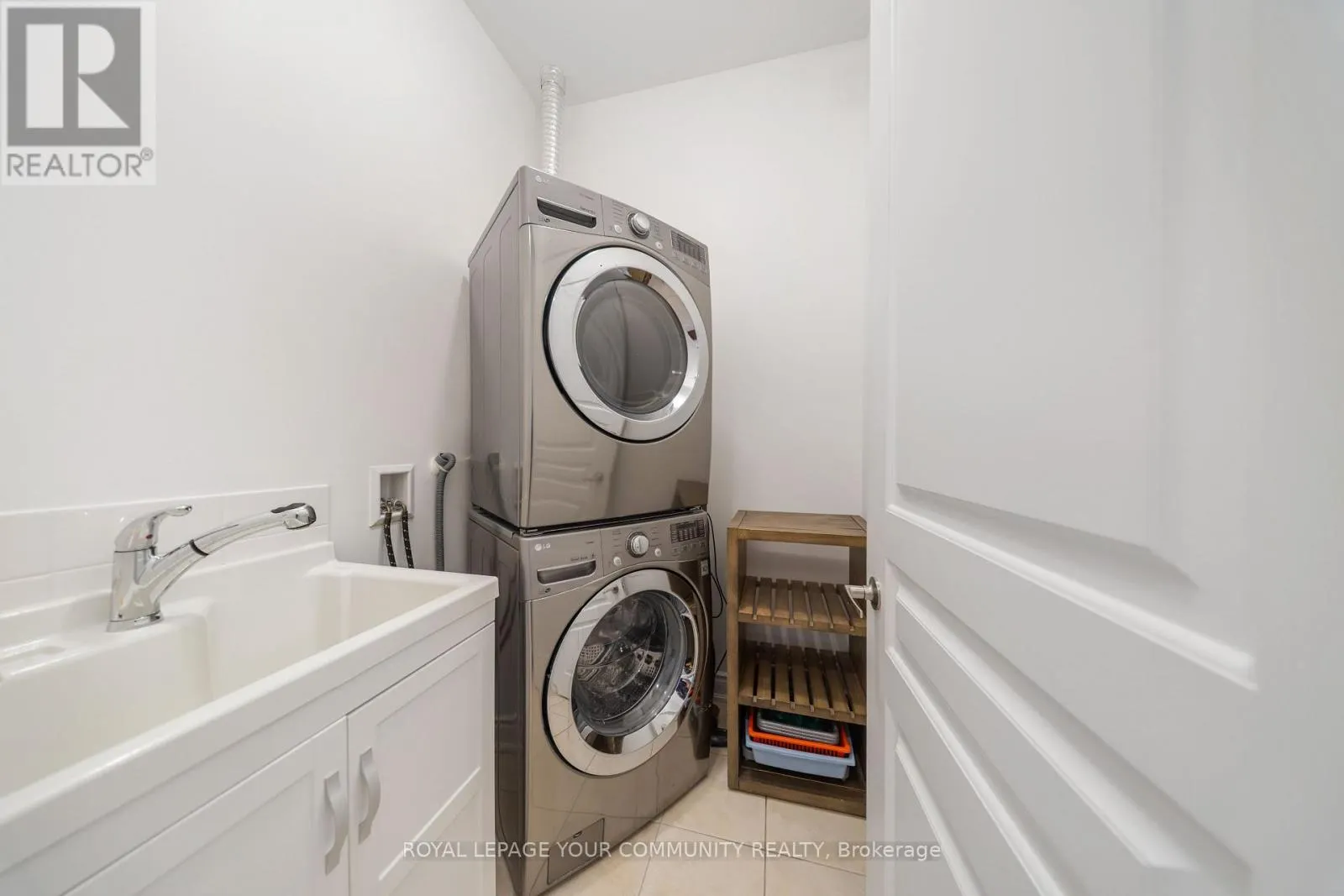 PH01 - 9245 JANE STREET