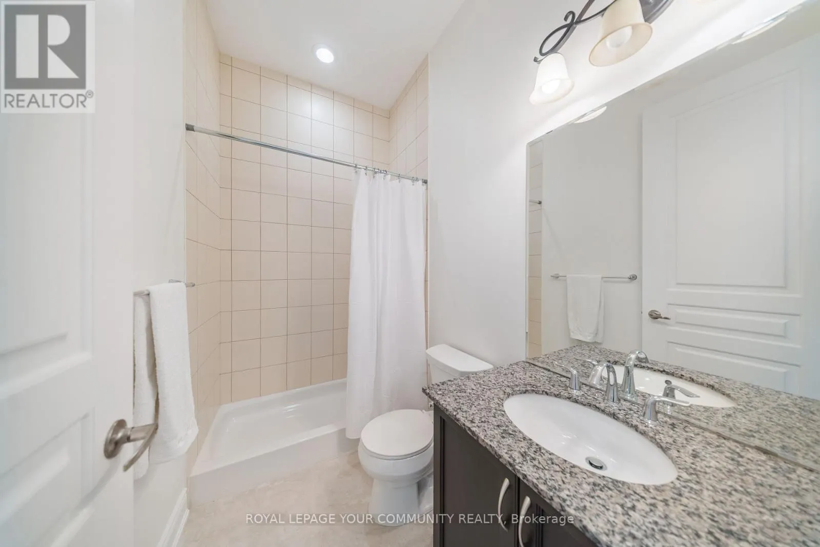 PH01 - 9245 JANE STREET