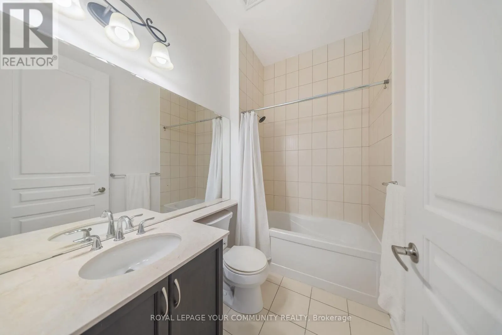 PH01 - 9245 JANE STREET