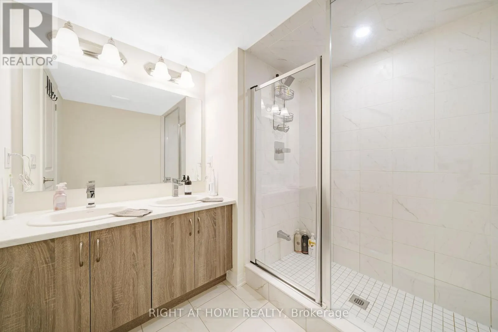 14 - 70 BAYNES WAY