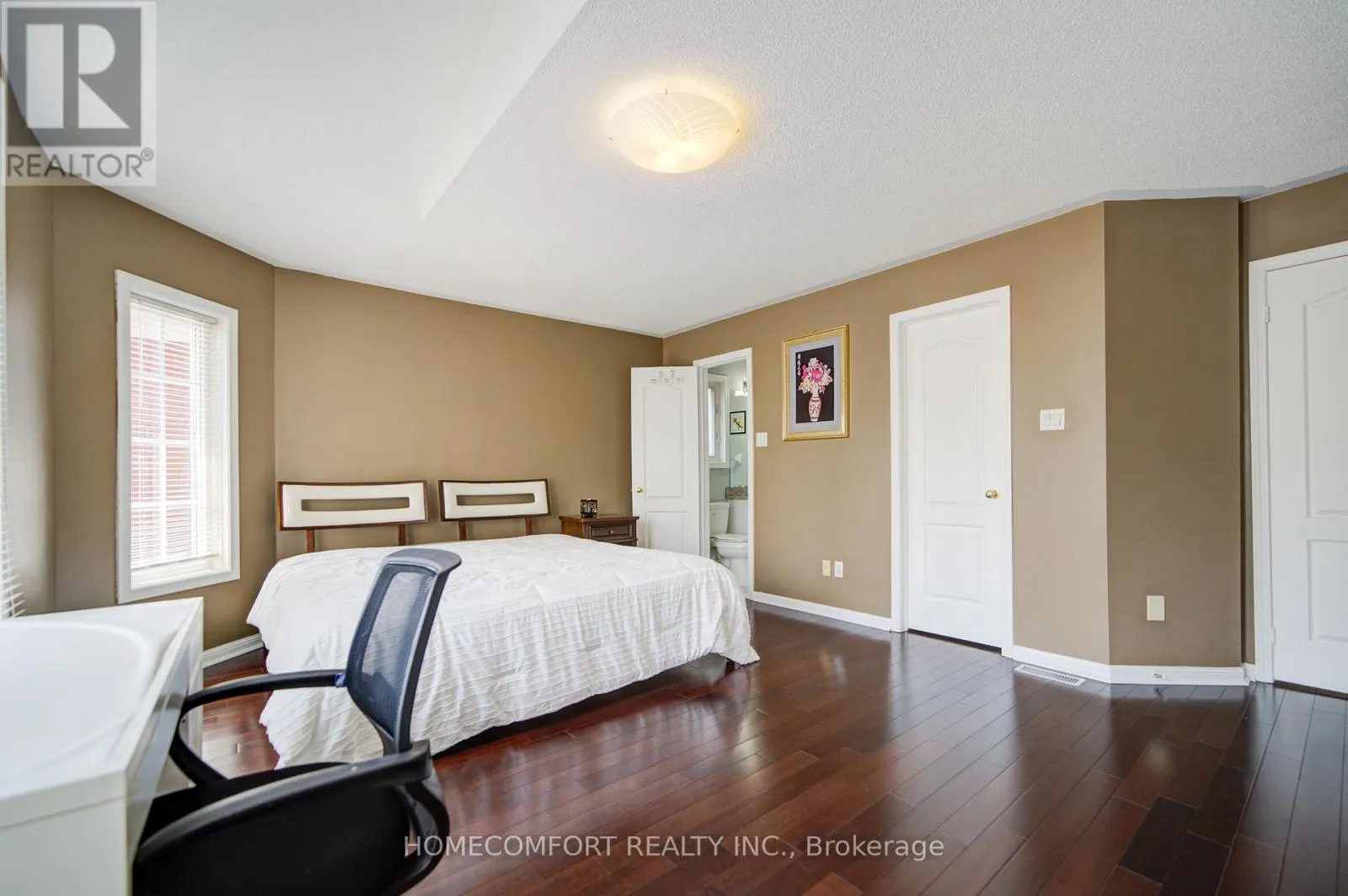68 REDSTONE ROAD