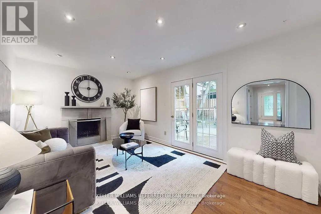 158 WALTON DRIVE
