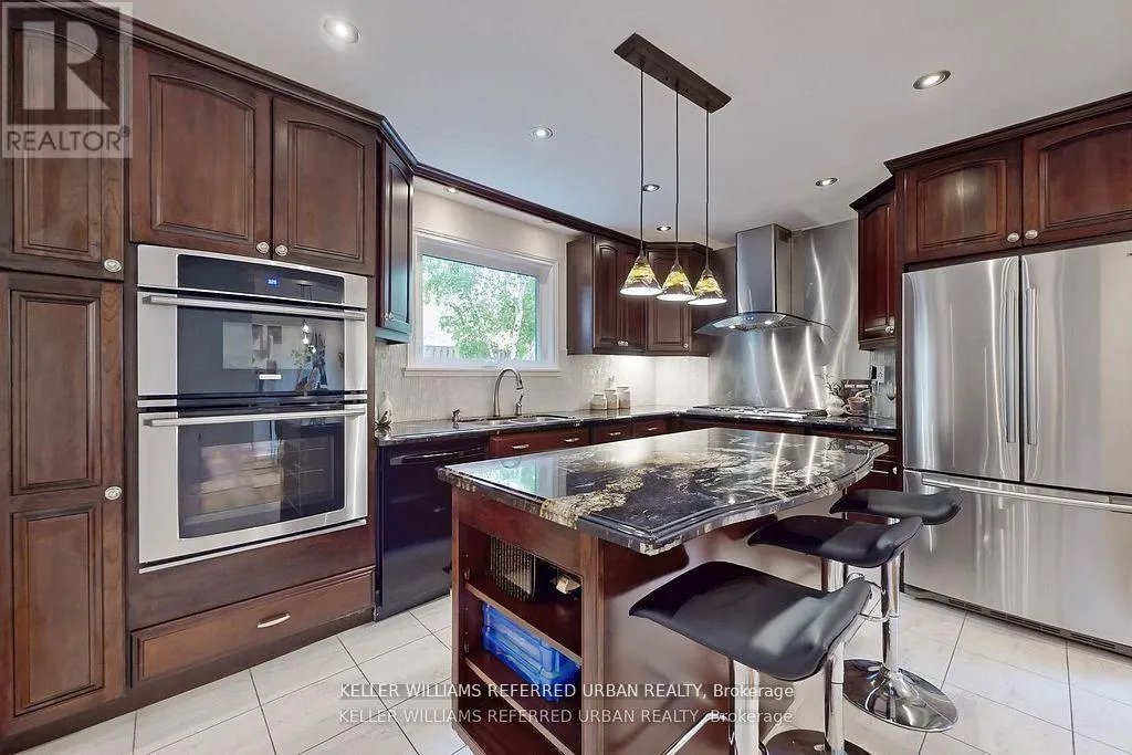 158 WALTON DRIVE