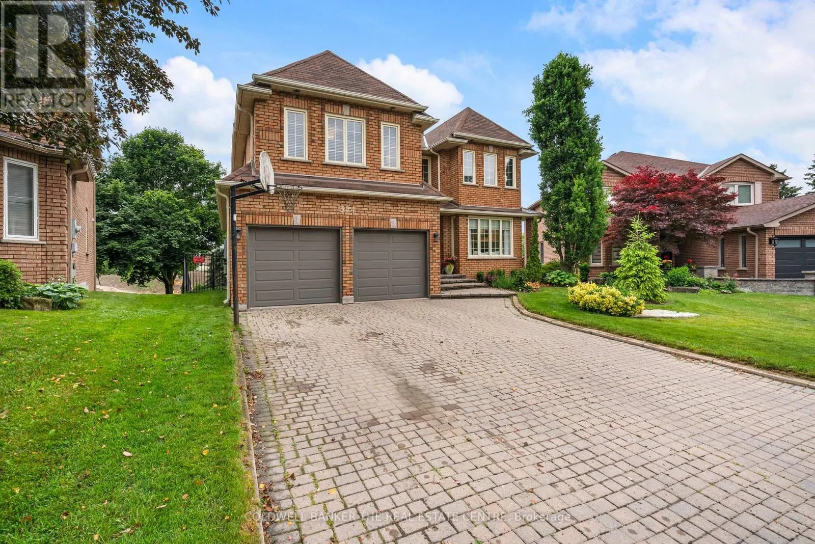 384 AMBERLEE COURT