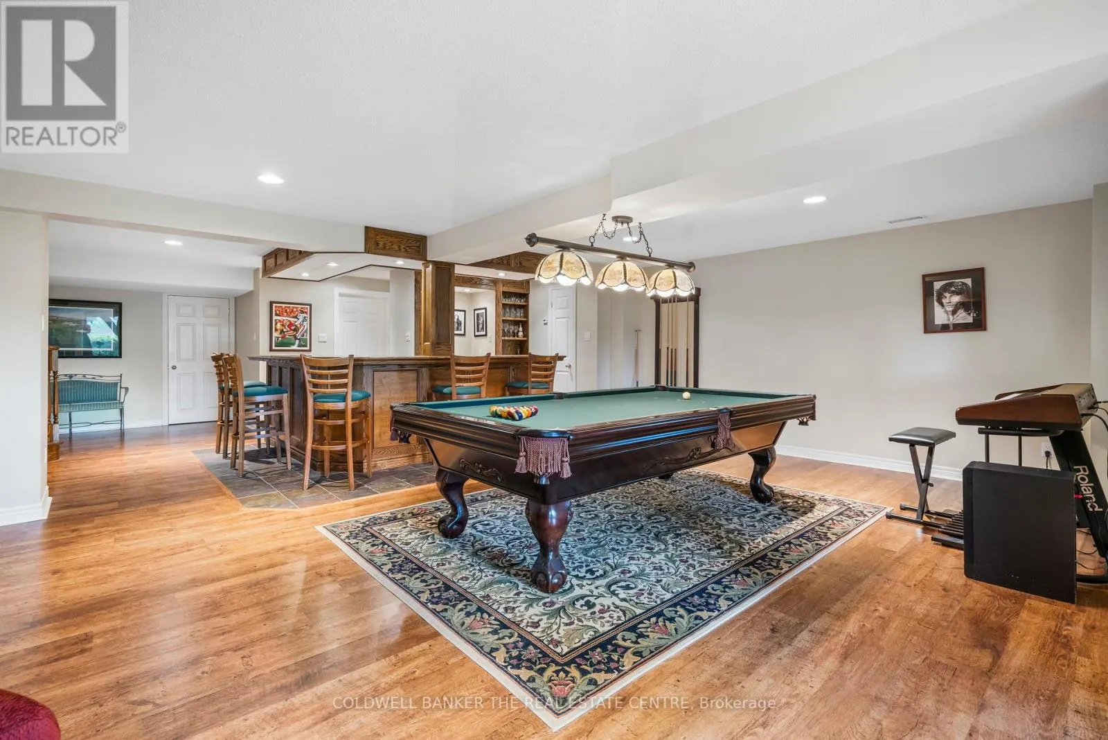 384 AMBERLEE COURT