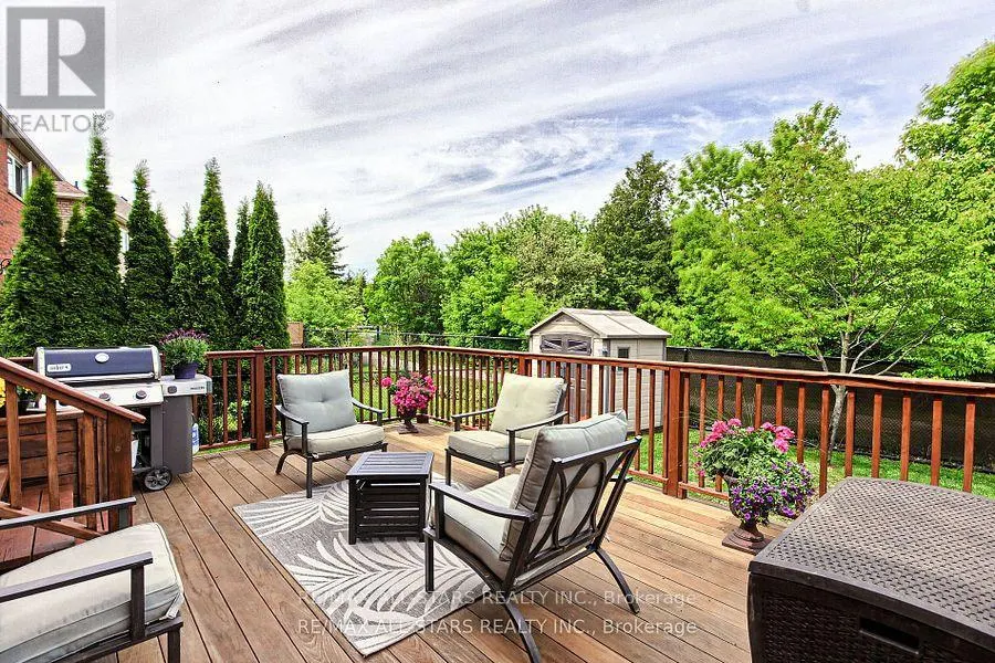 16 JAMES RATCLIFF AVENUE