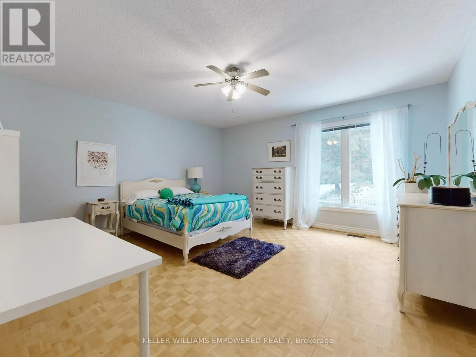 544 WOODLAND ACRES CRESCENT