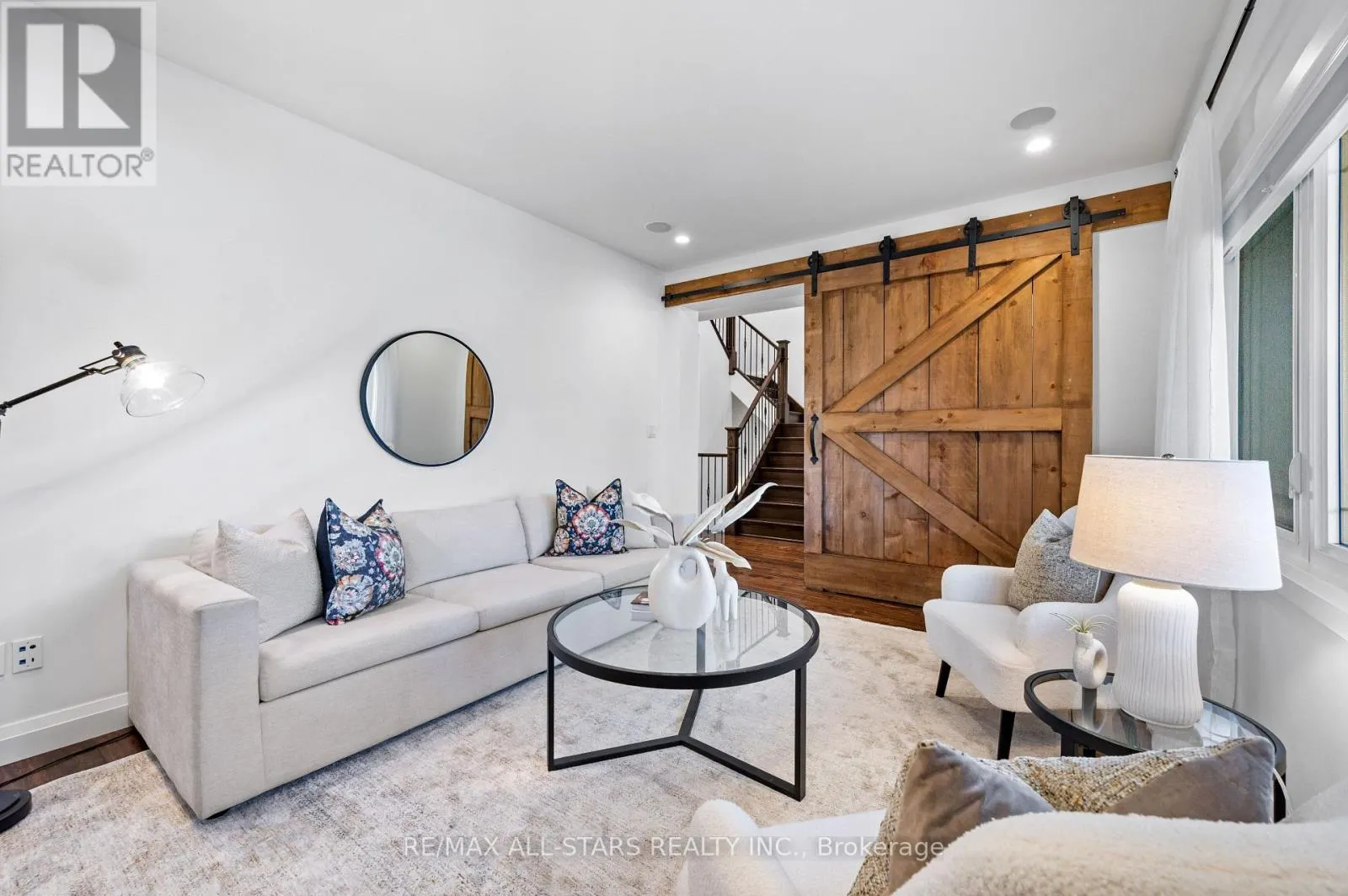 43 ELM GROVE AVENUE