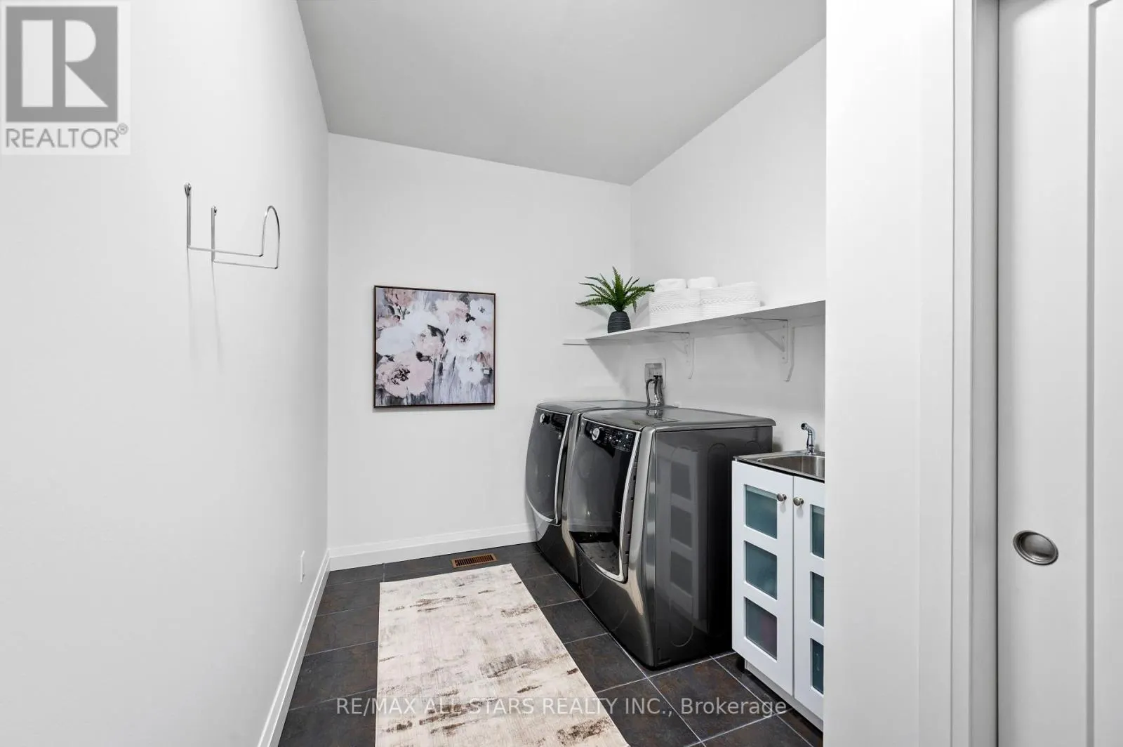 43 ELM GROVE AVENUE