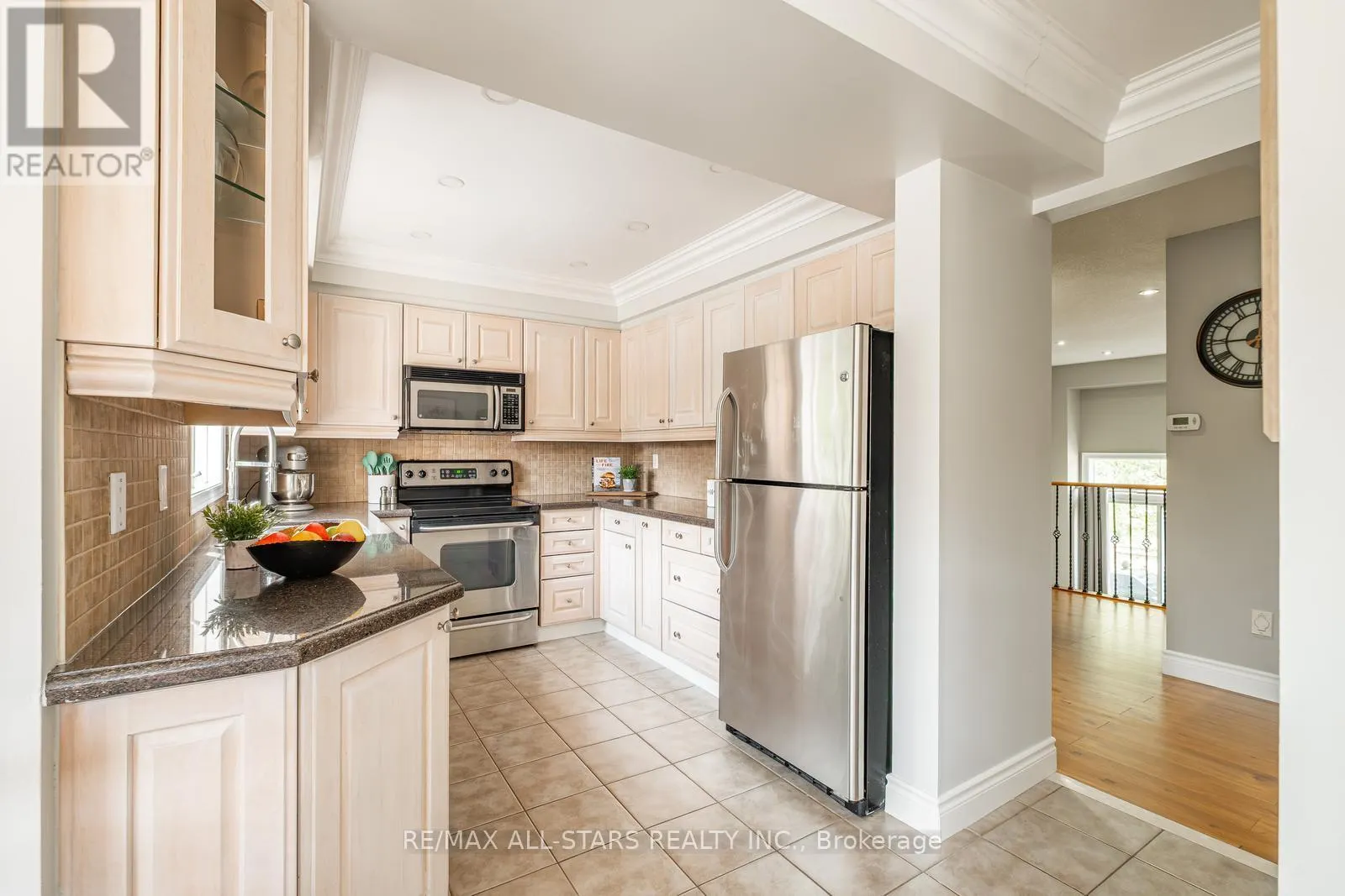 10 - 95 WELDRICK ROAD E