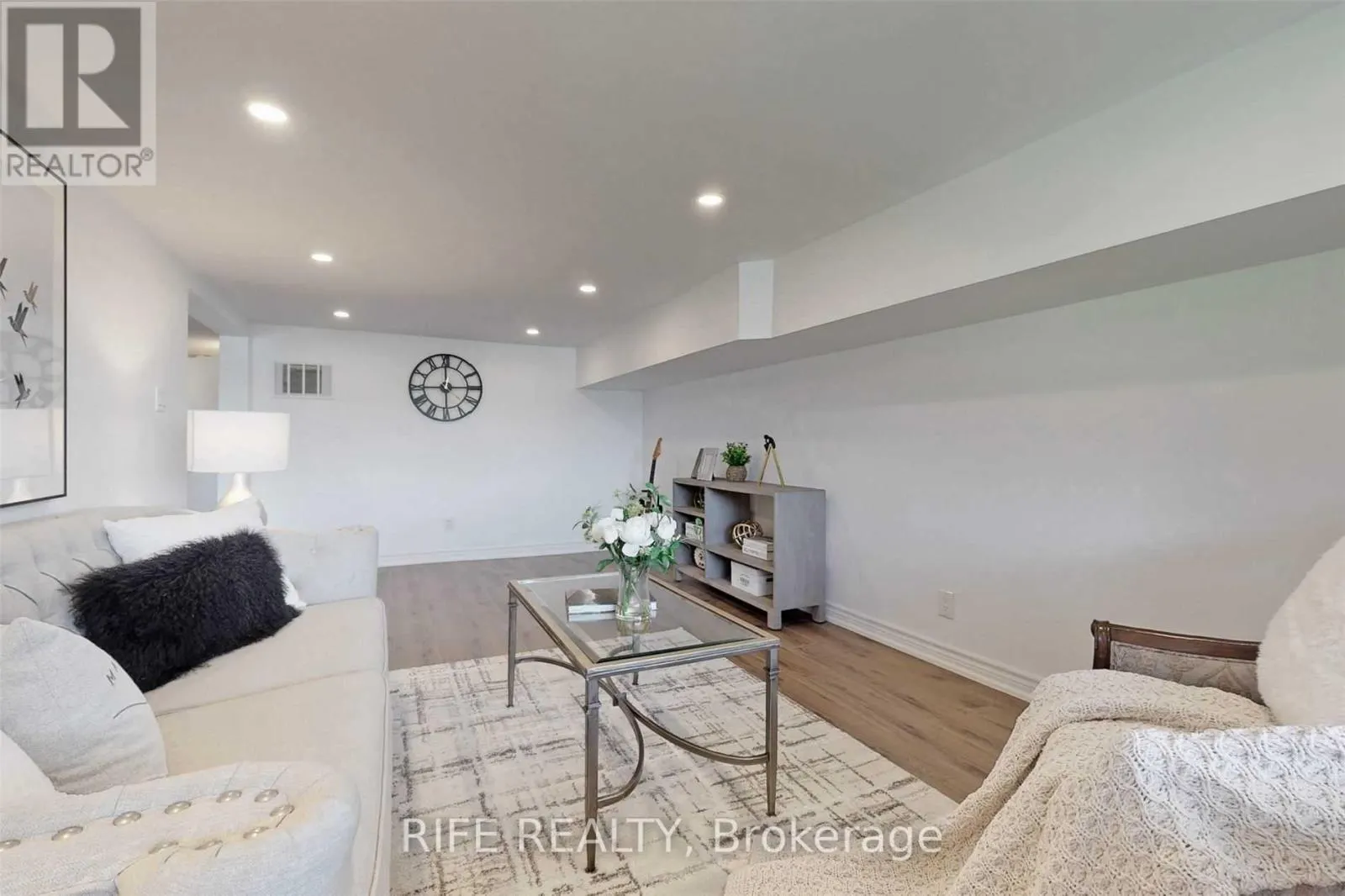 41 CONNOR DRIVE