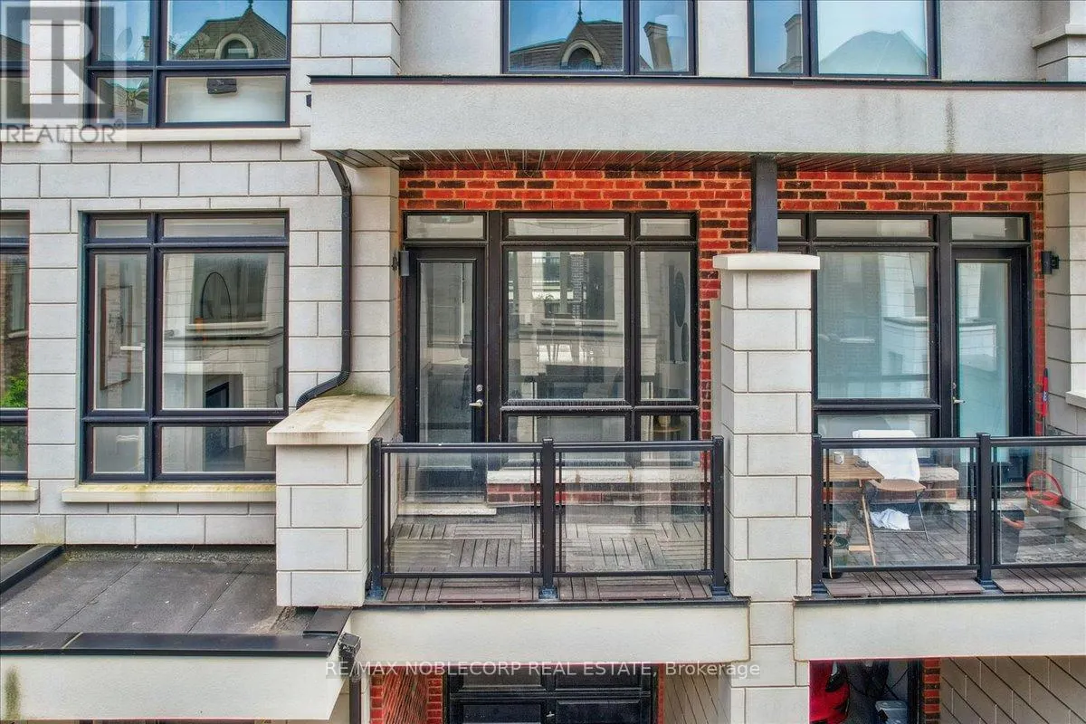 45 GLOBEMASTER LANE