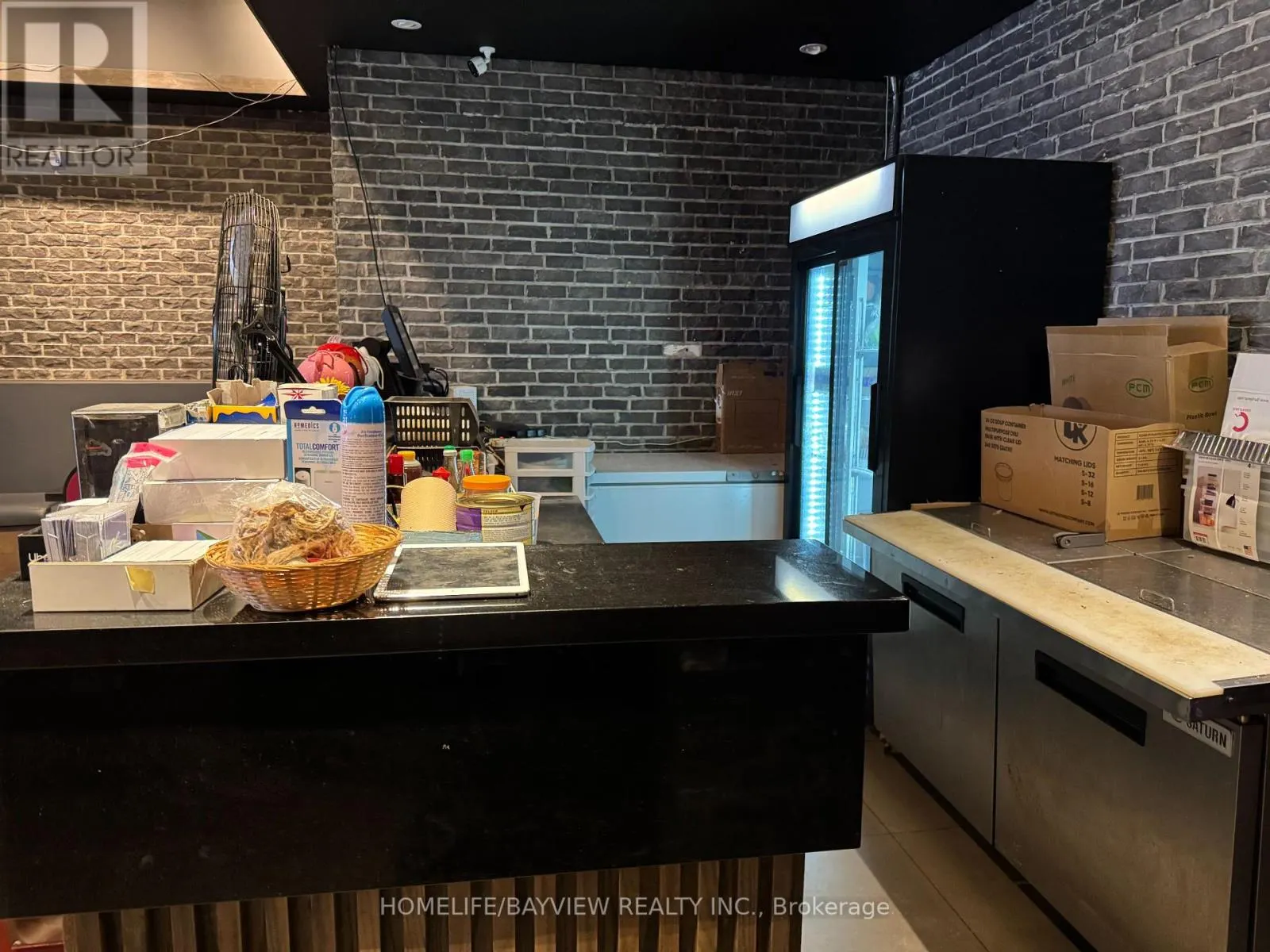 3 - 16640 YONGE STREET
