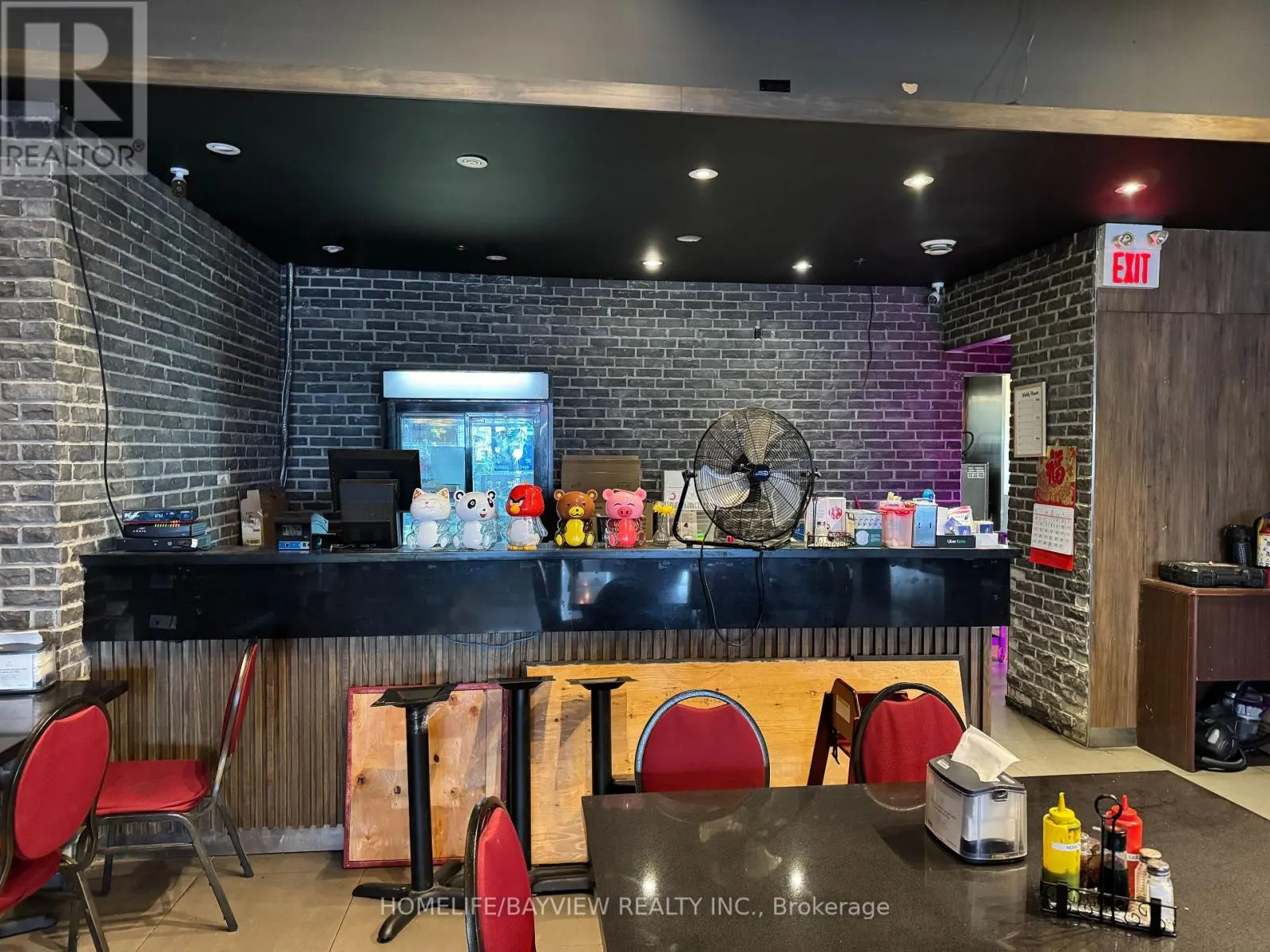 3 - 16640 YONGE STREET