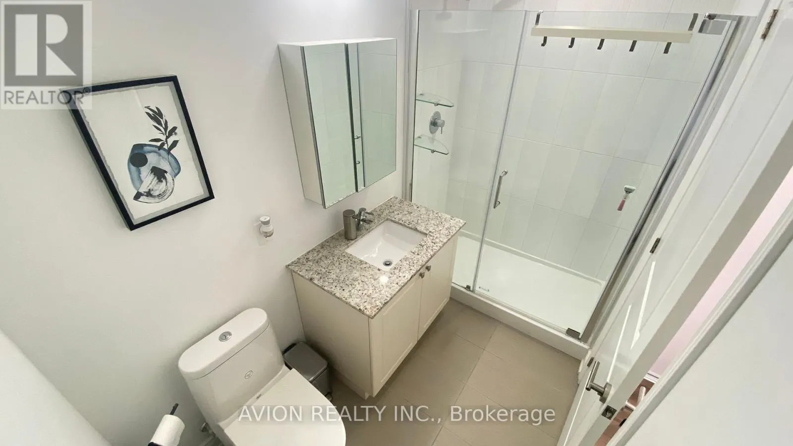 315 - 9618 YONGE STREET