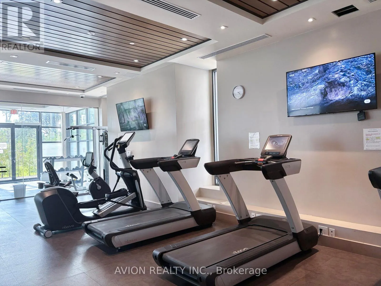 315 - 9618 YONGE STREET