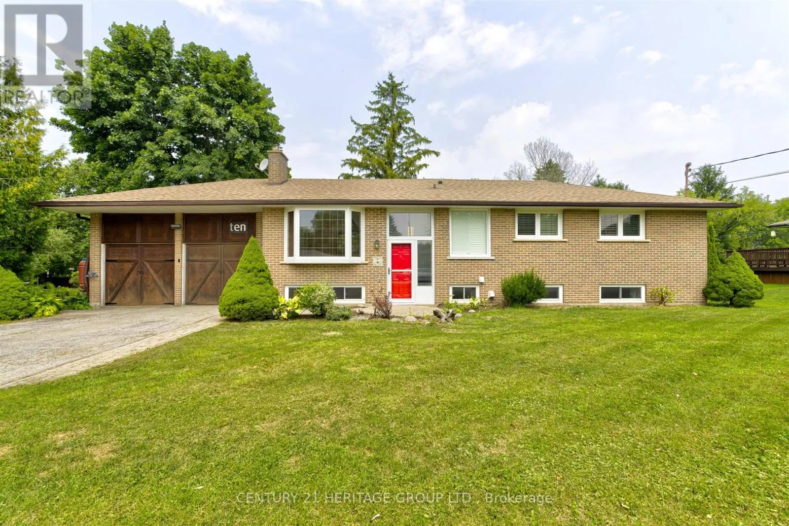 10 BACHLY CRESCENT