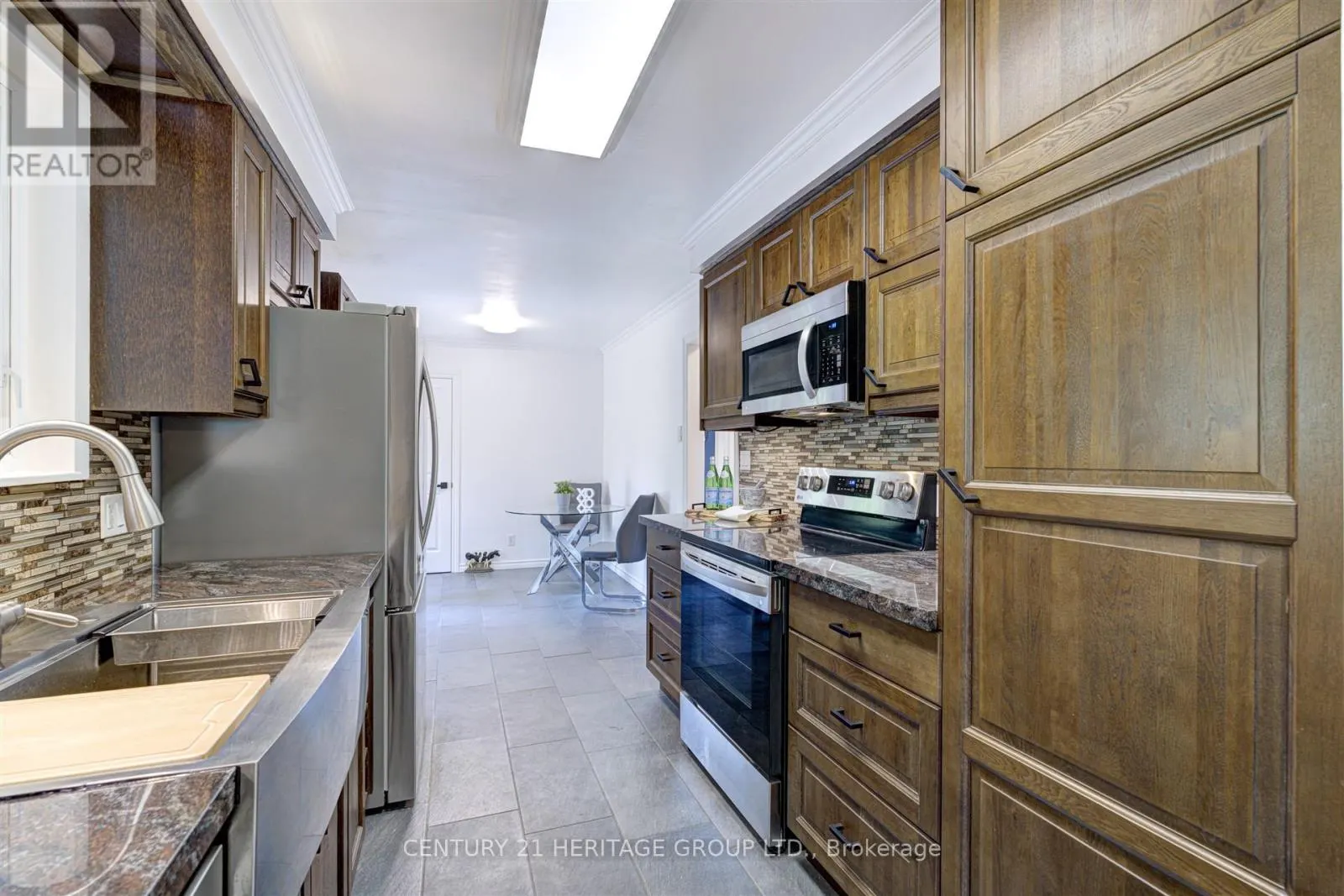 10 BACHLY CRESCENT