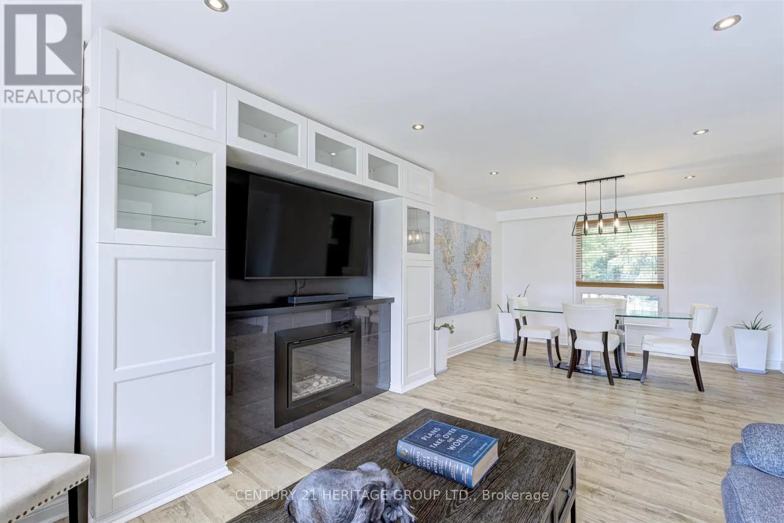 10 BACHLY CRESCENT