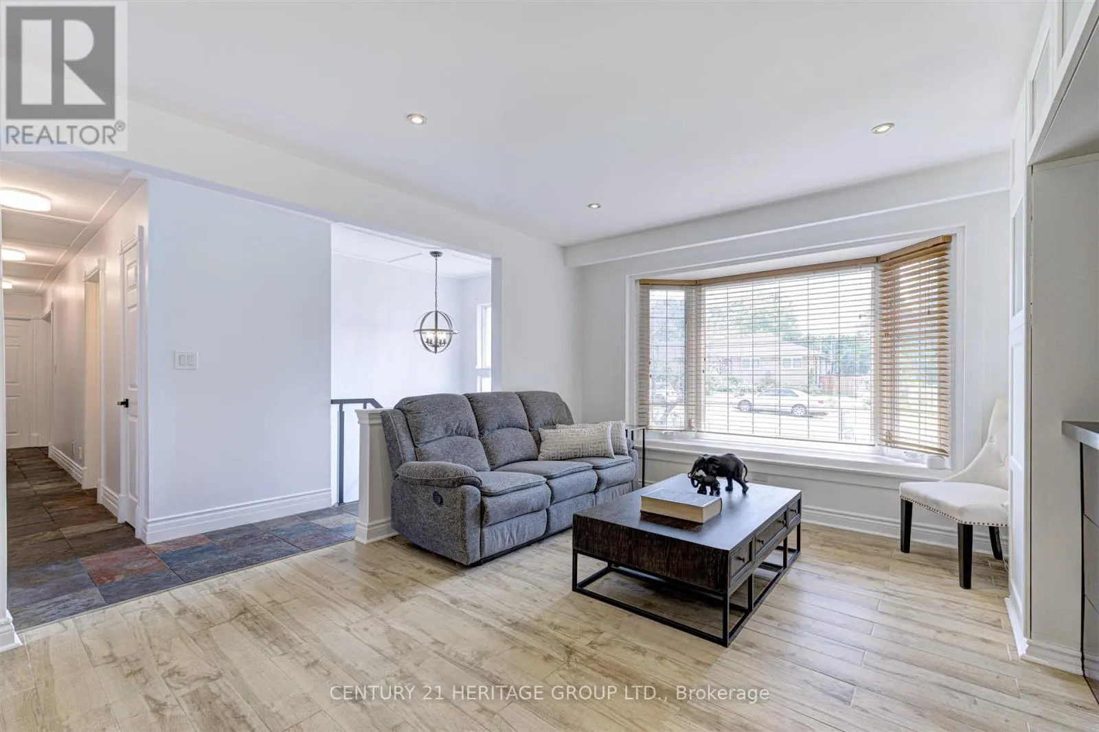 10 BACHLY CRESCENT