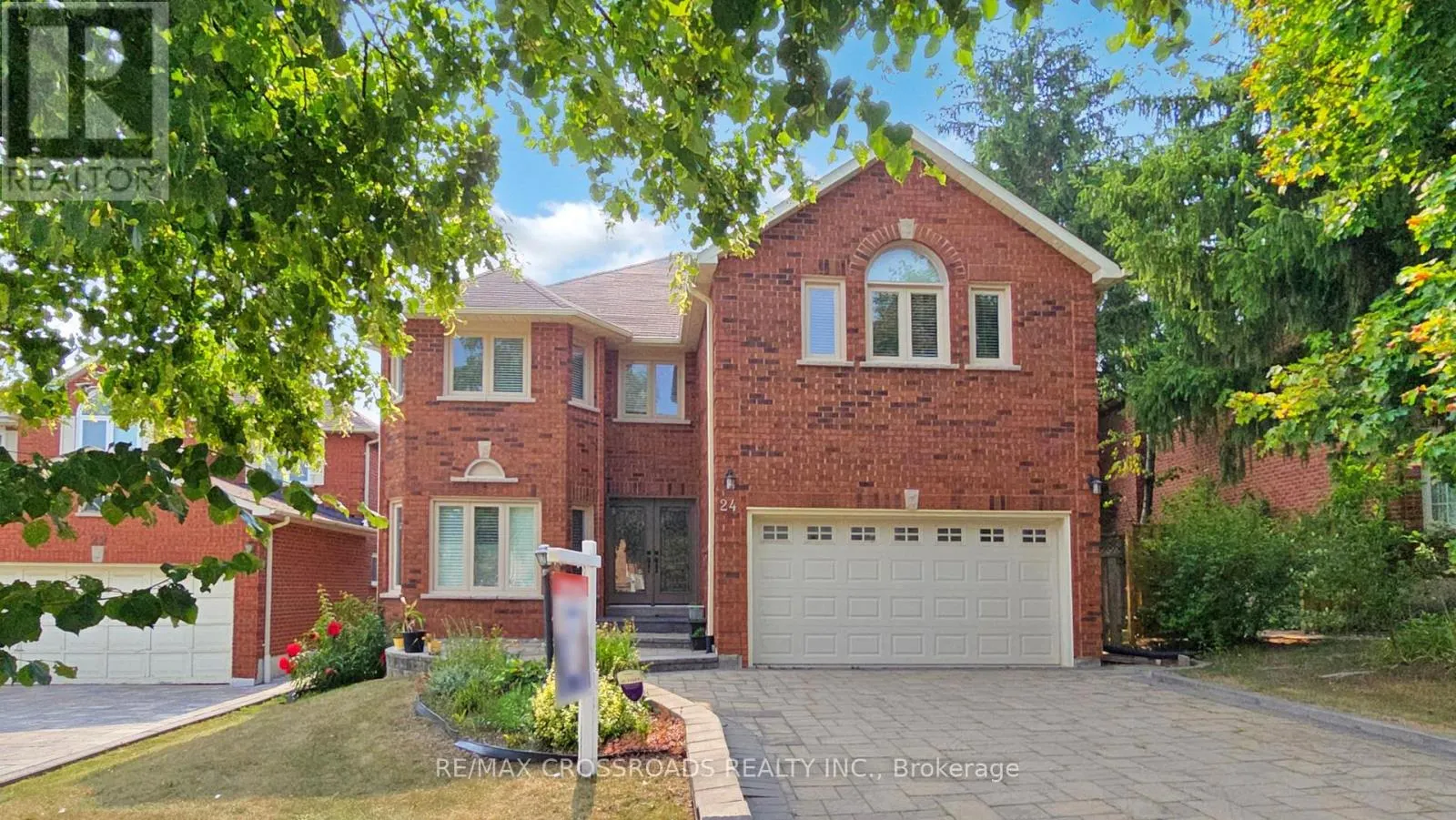 24 EDINBURGH DRIVE