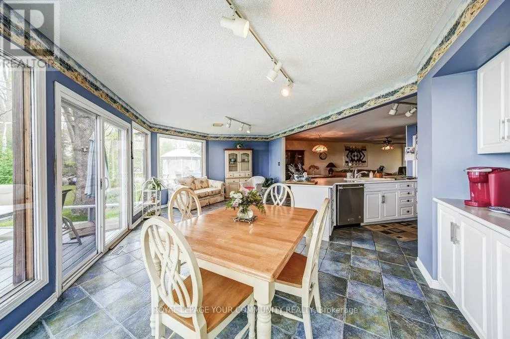 130 MOORES BEACH ROAD