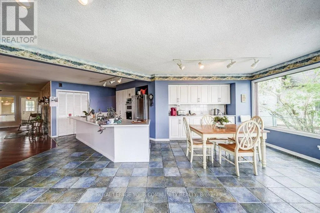 130 MOORES BEACH ROAD