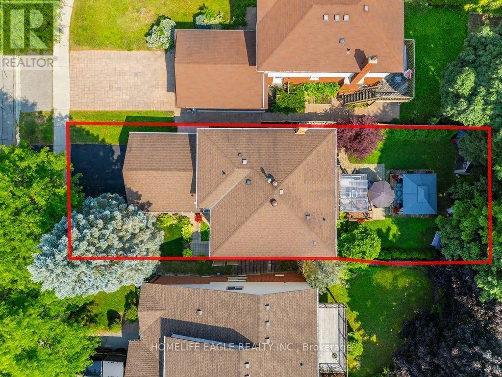 30 MOFFAT CRESCENT
