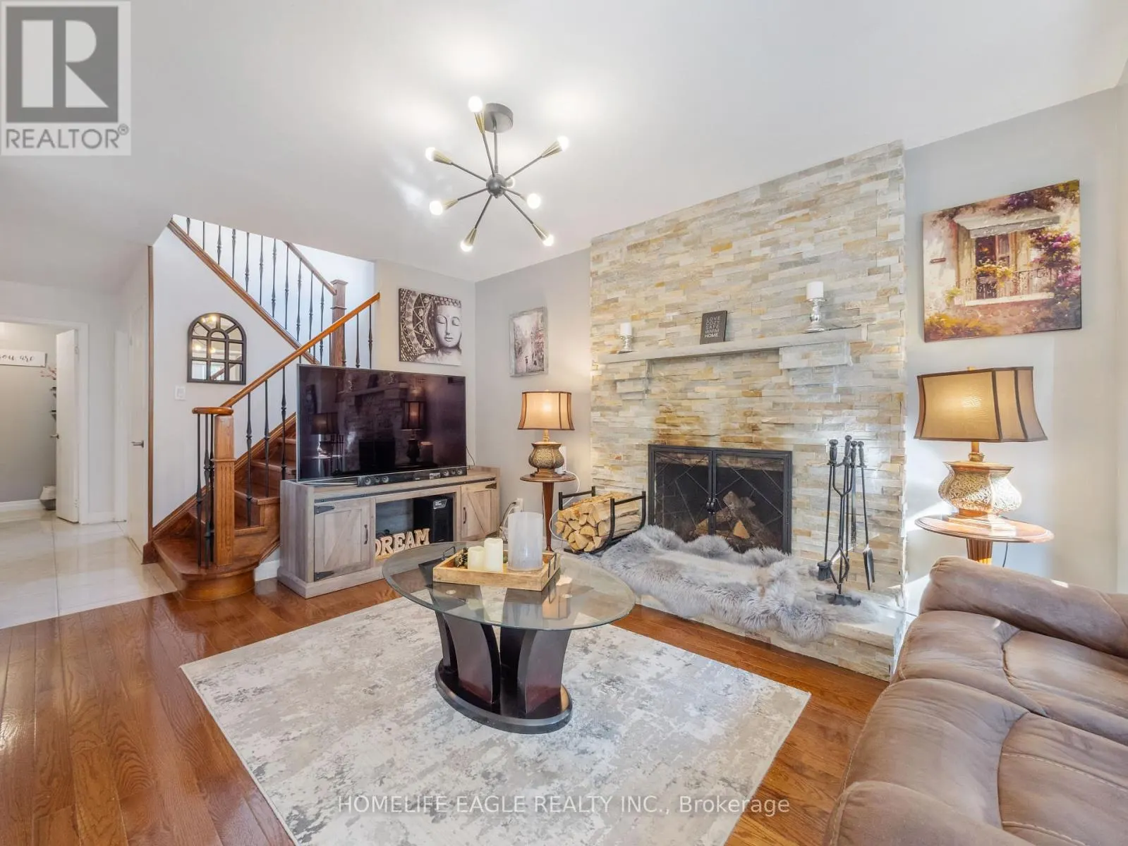 30 MOFFAT CRESCENT