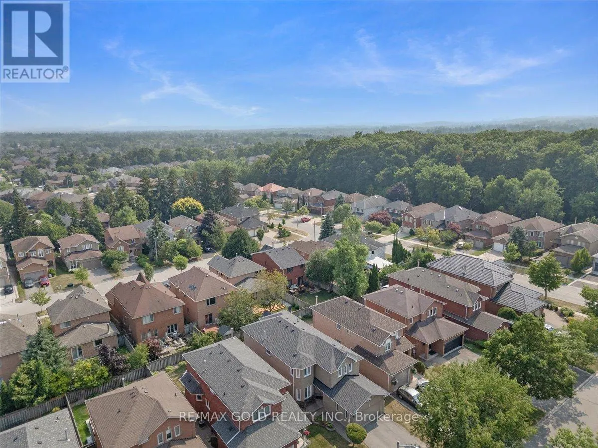 9 RED ROCK DRIVE