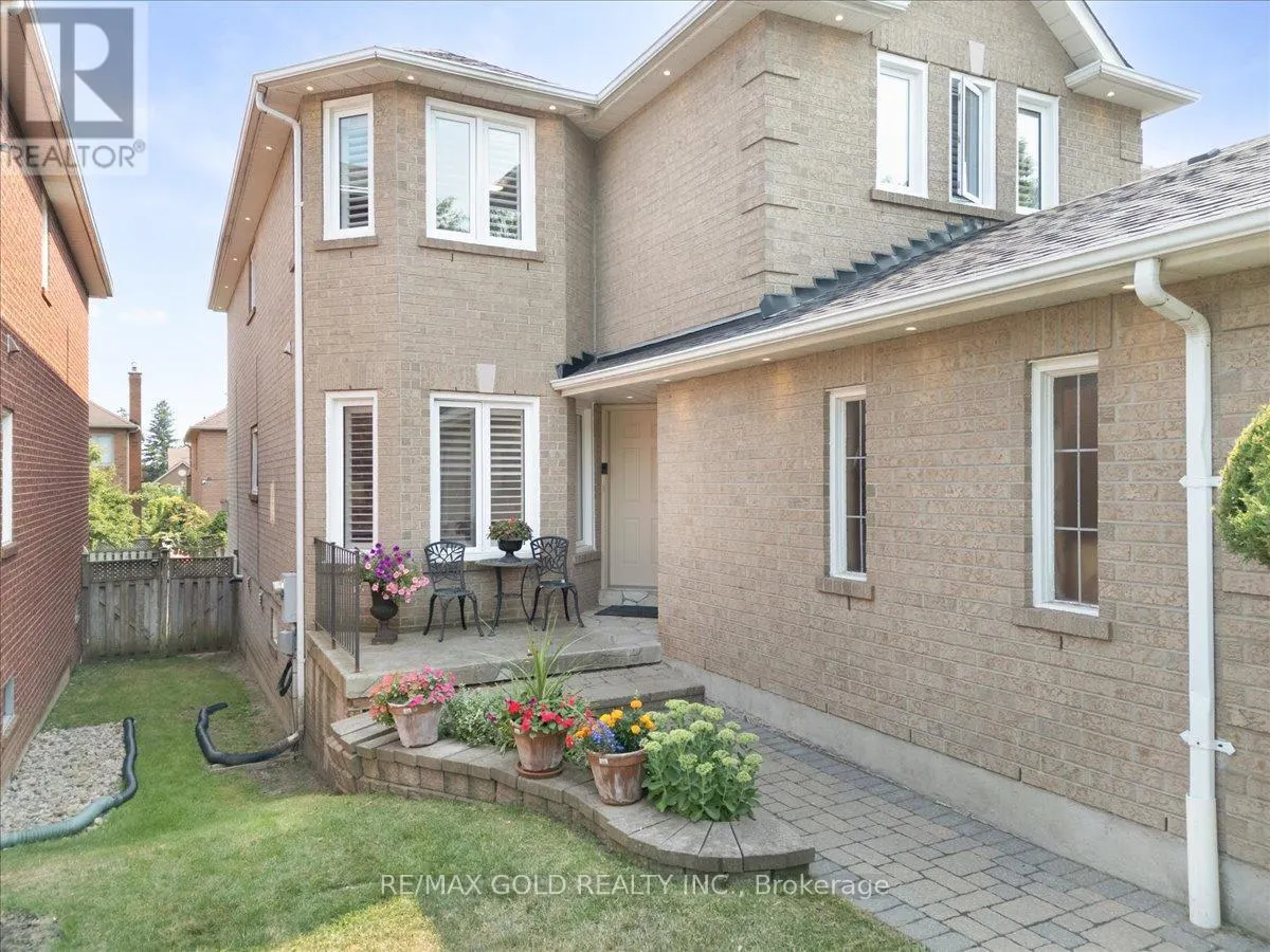 9 RED ROCK DRIVE