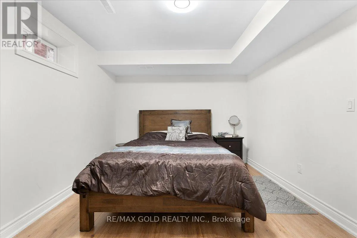 9 RED ROCK DRIVE