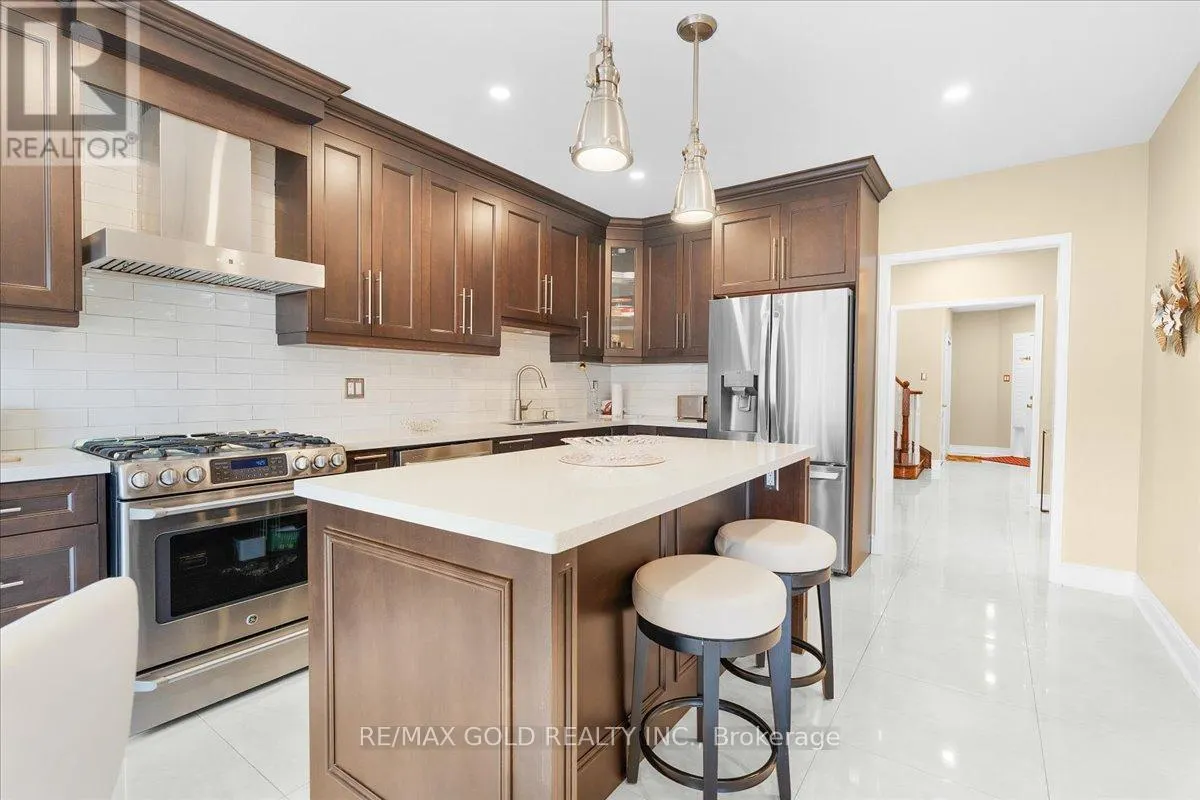 9 RED ROCK DRIVE