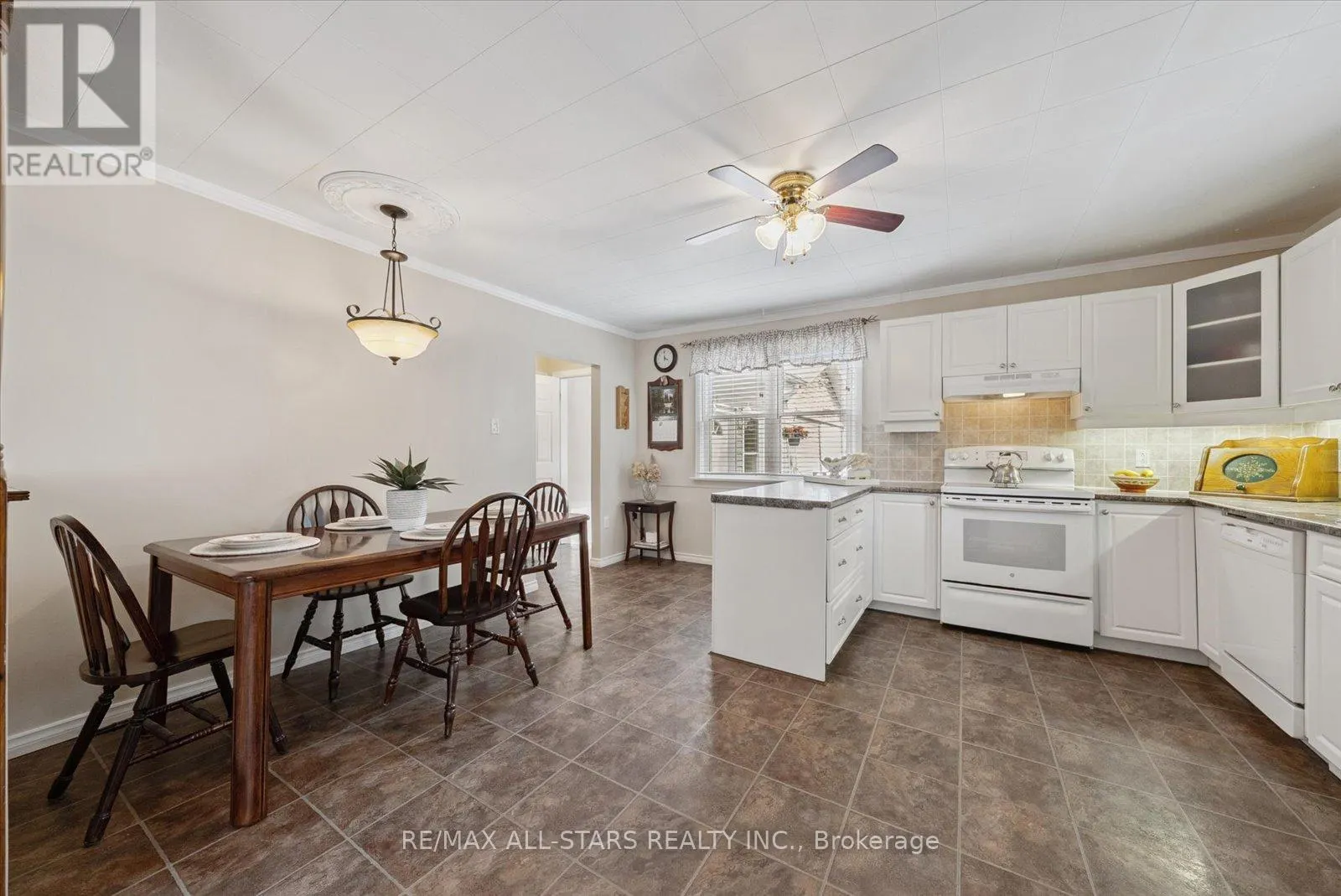 32805 THORAH SIDE ROAD