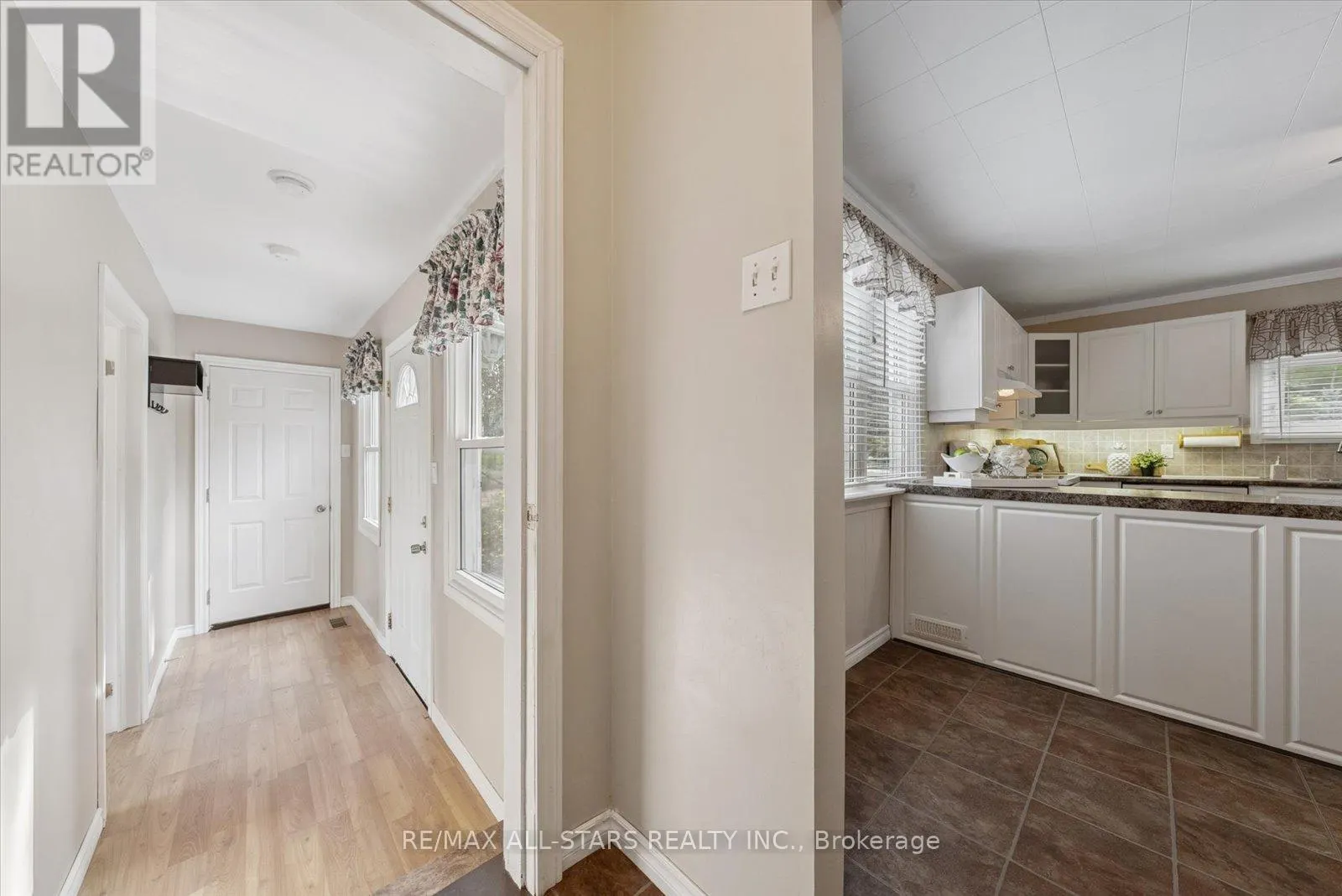 32805 THORAH SIDE ROAD