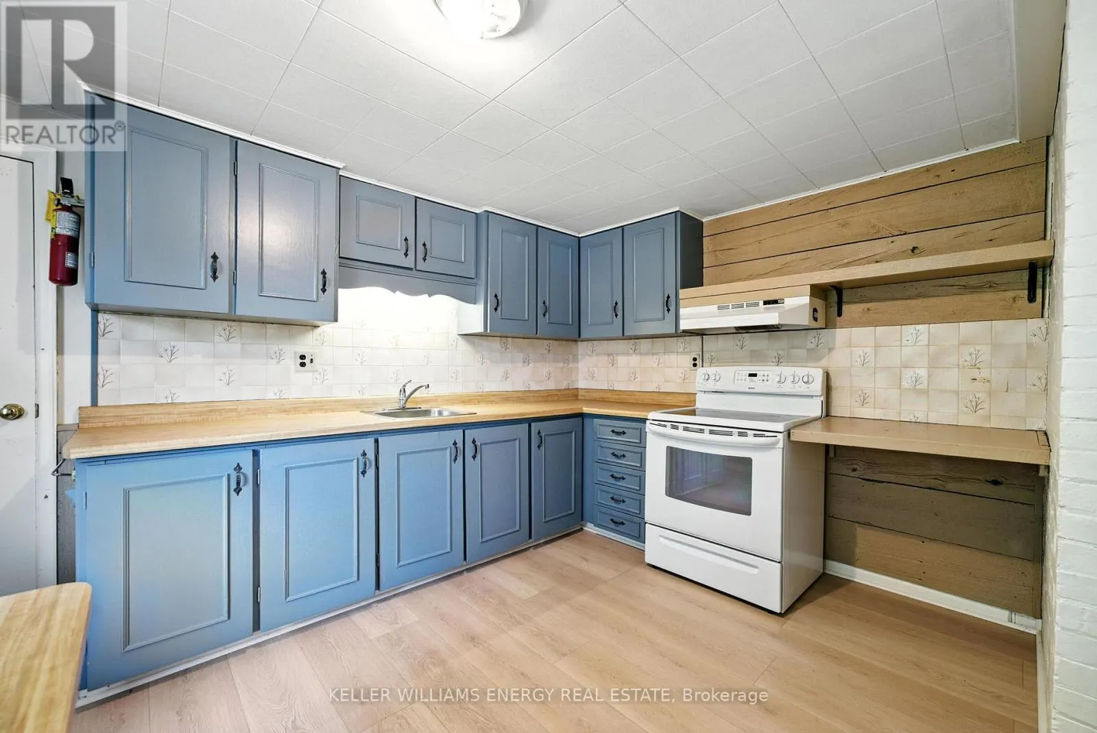 10348 RAVENSHOE ROAD