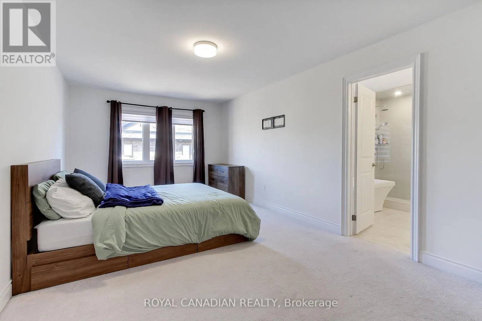 1404 BLACKMORE STREET
