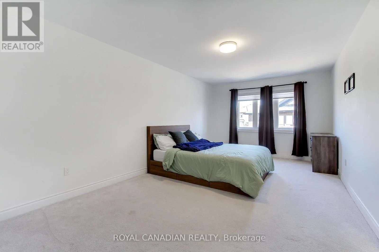 1404 BLACKMORE STREET