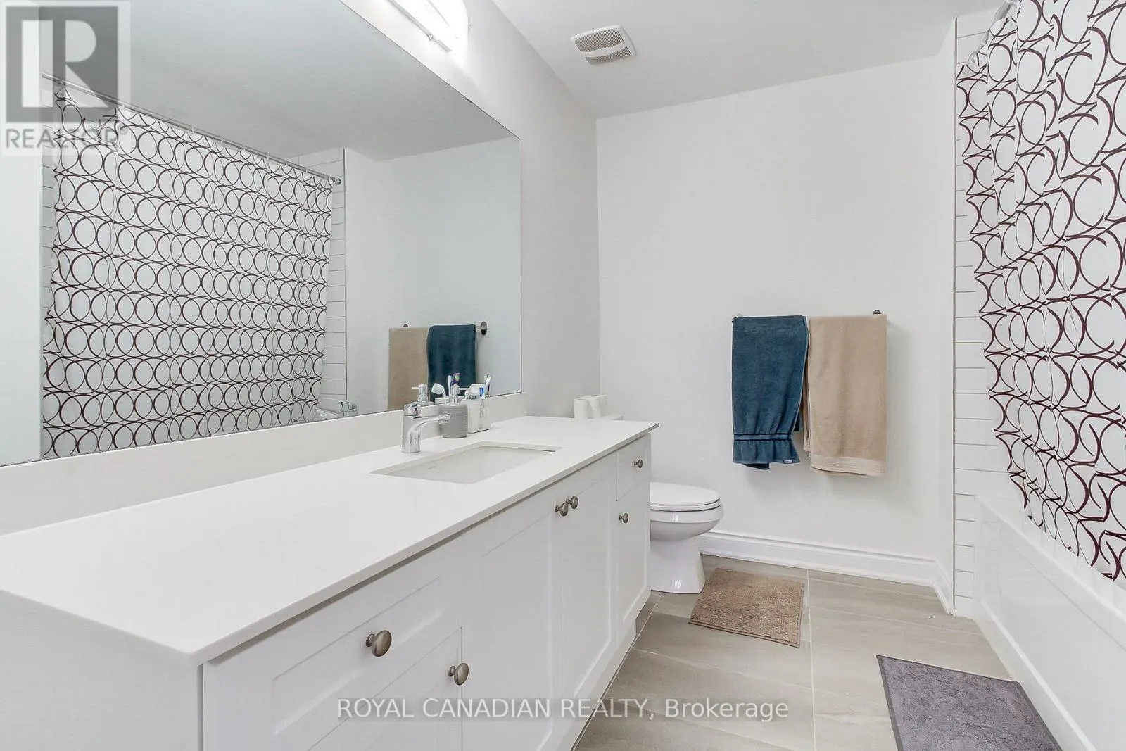 1404 BLACKMORE STREET