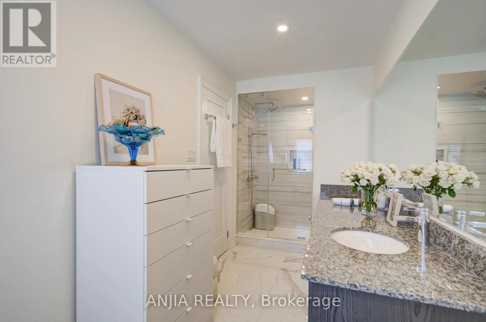 9 MACE AVENUE