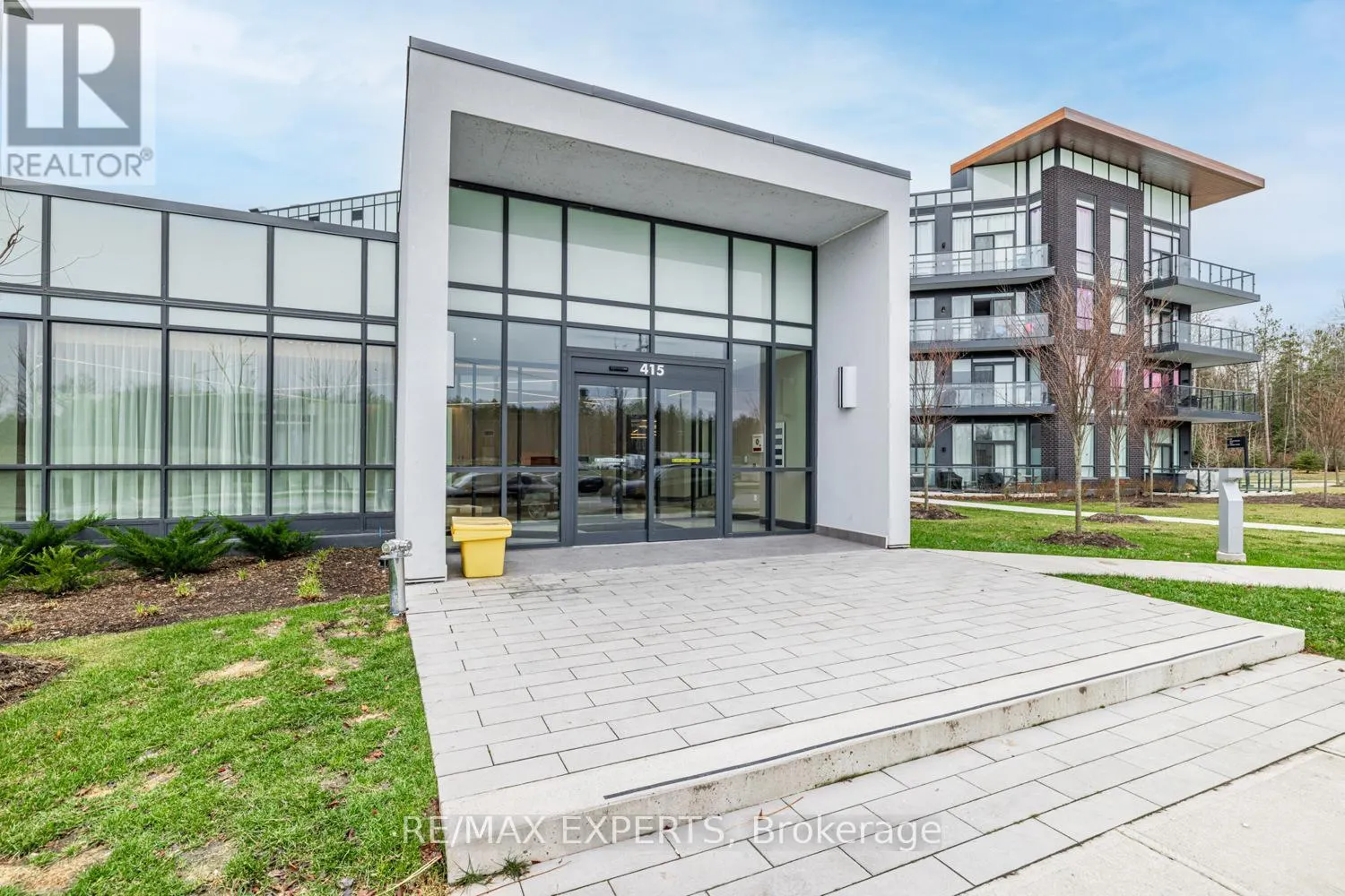 105 - 415 SEA RAY AVENUE