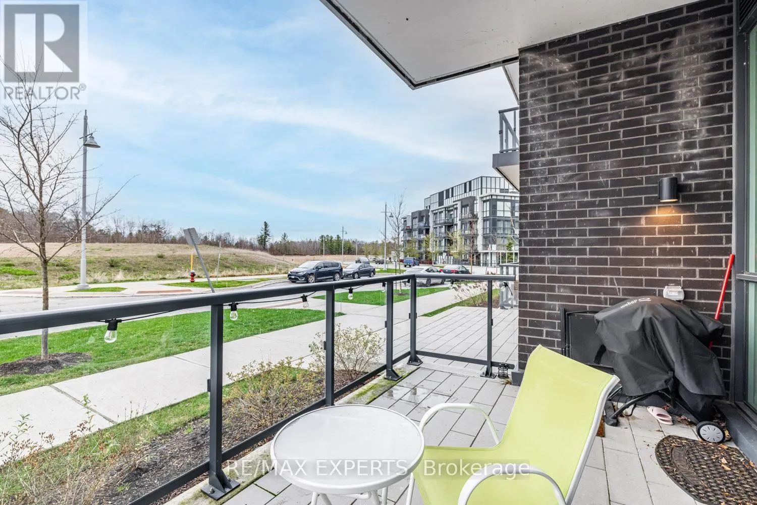 105 - 415 SEA RAY AVENUE