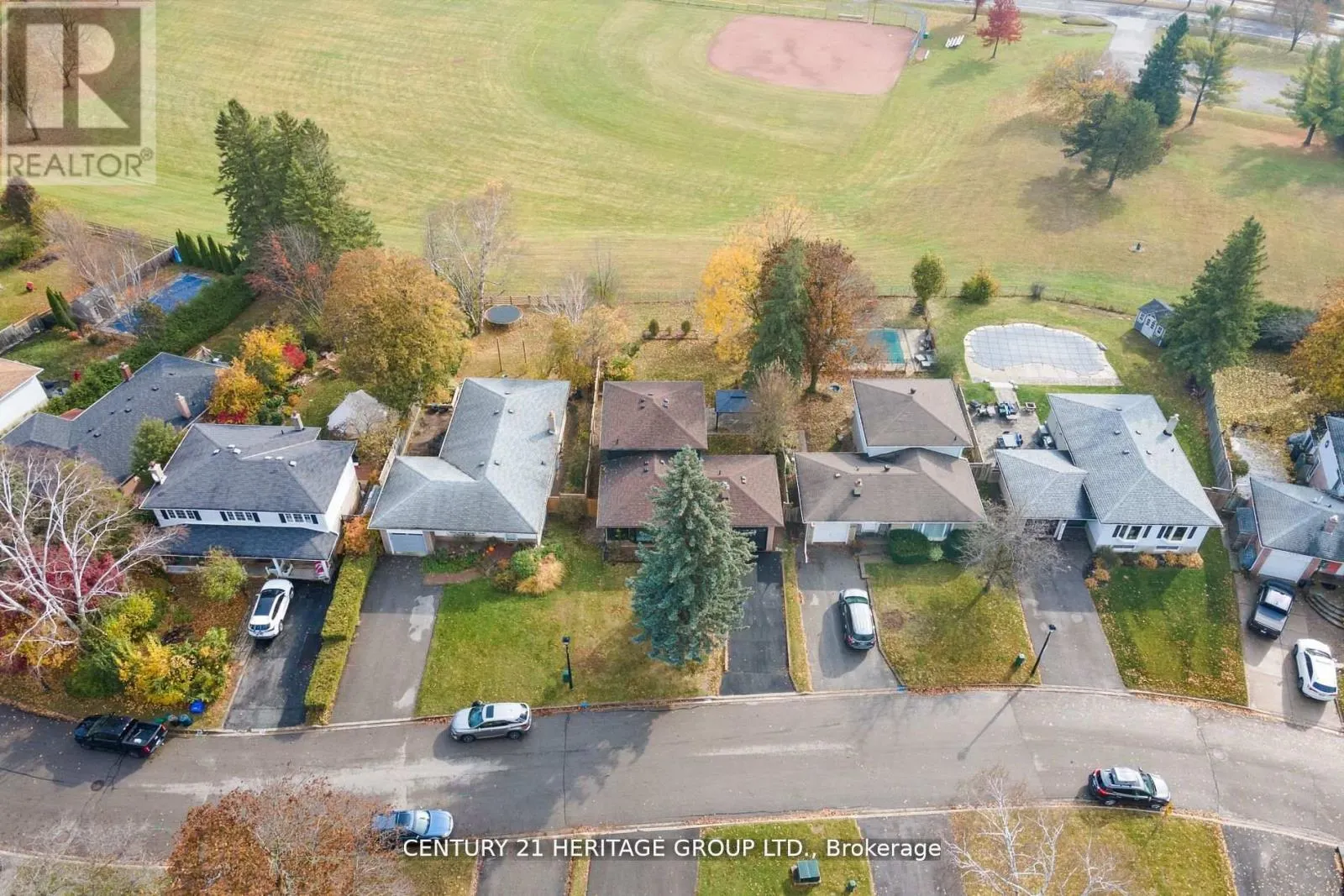 298 ROYWOOD CRESCENT