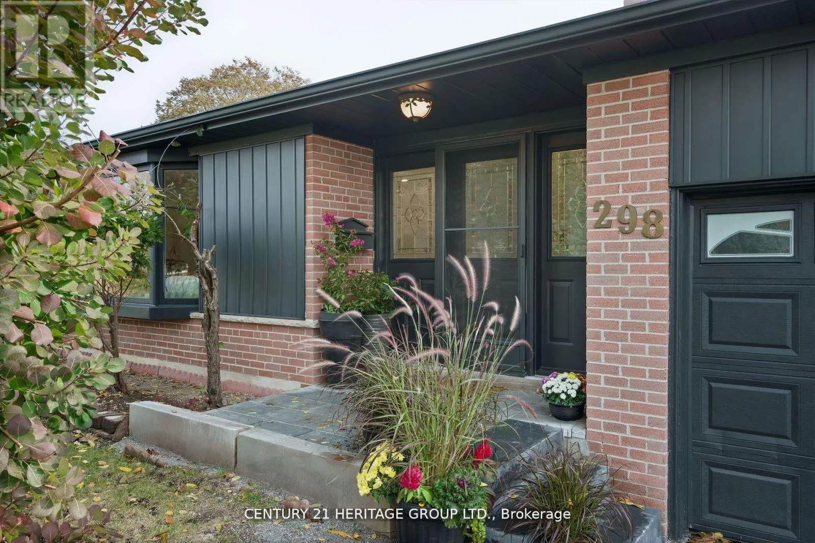 298 ROYWOOD CRESCENT