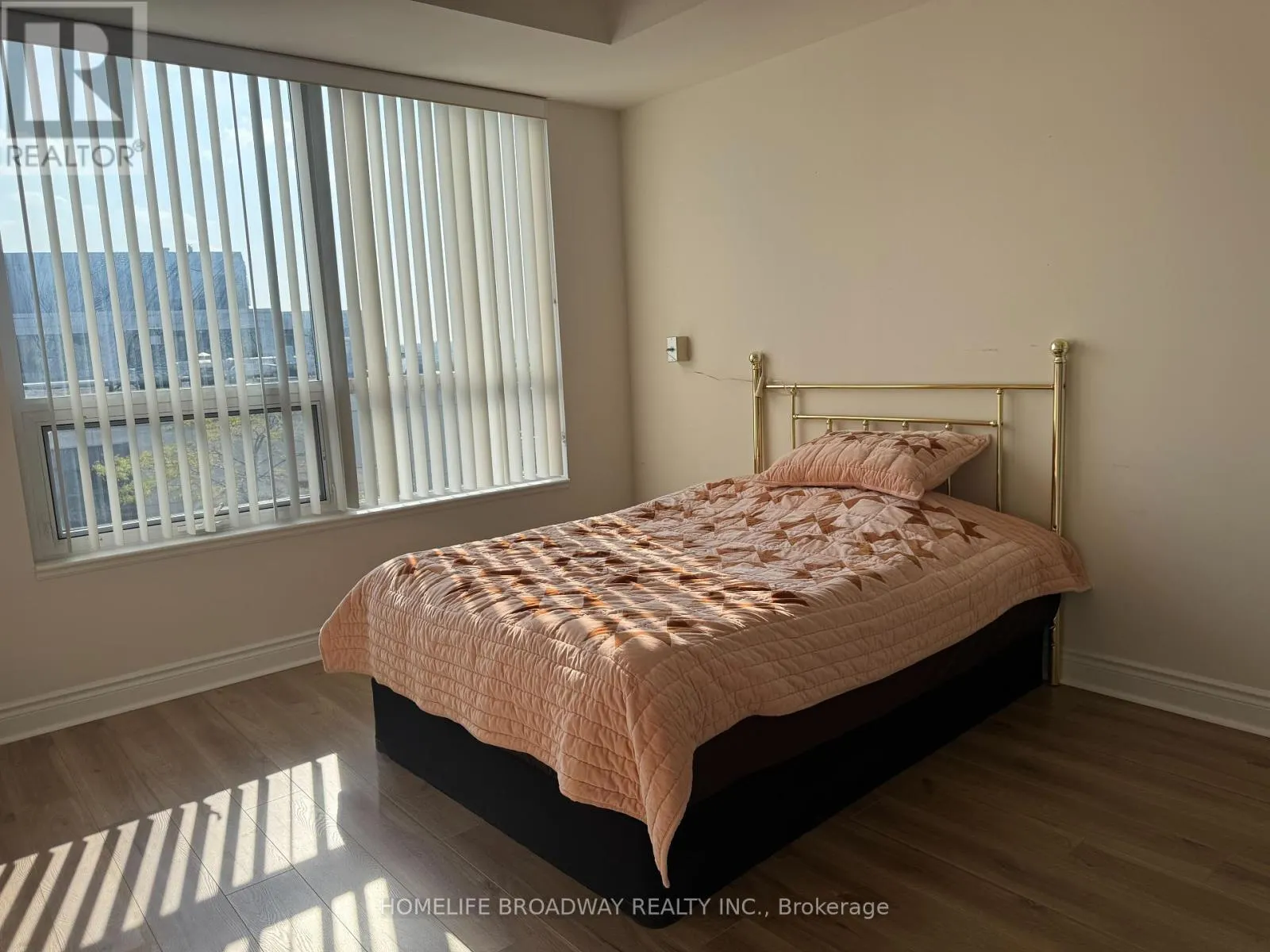 A1103 - 11211 YONGE STREET