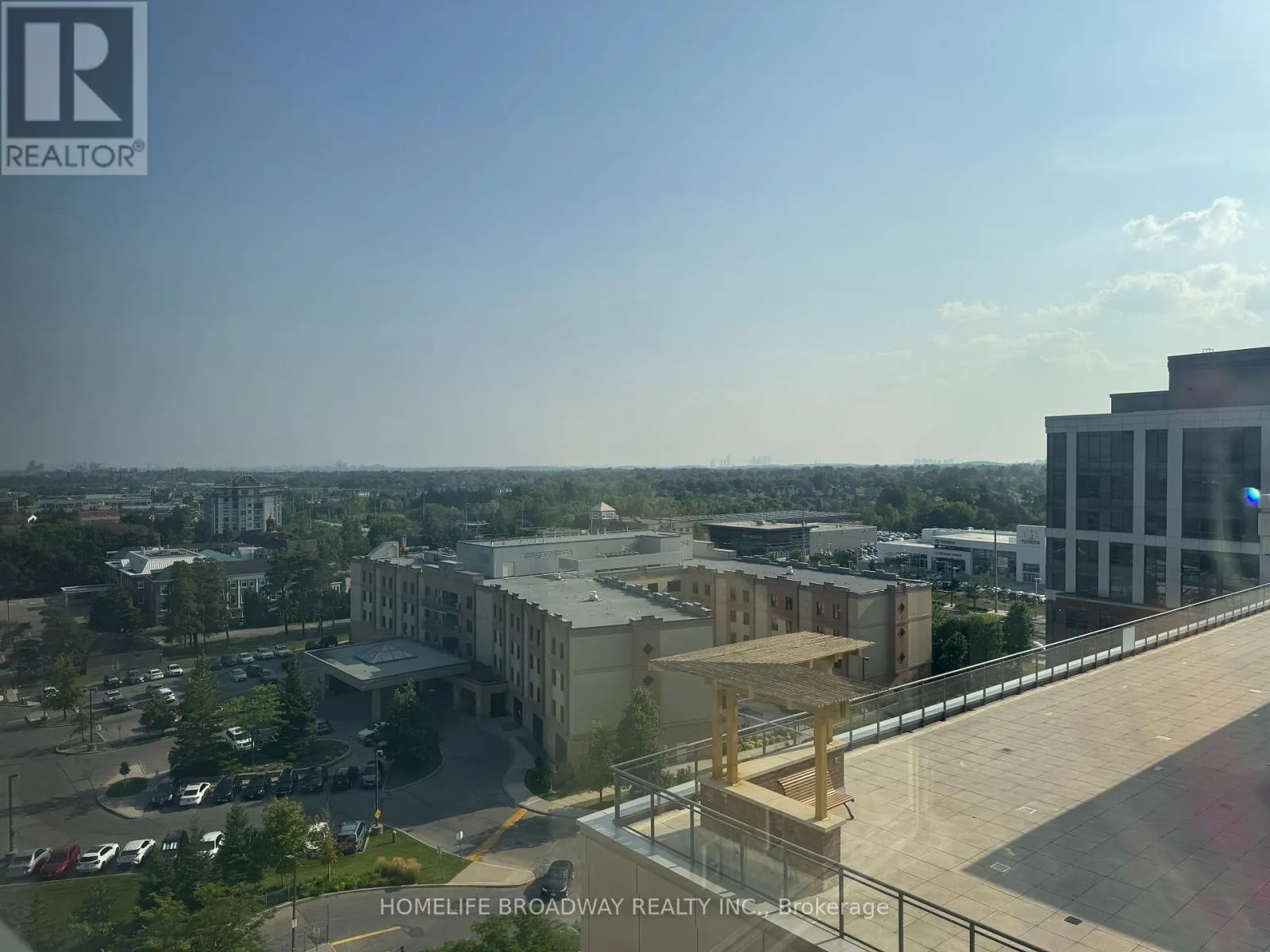 A1103 - 11211 YONGE STREET
