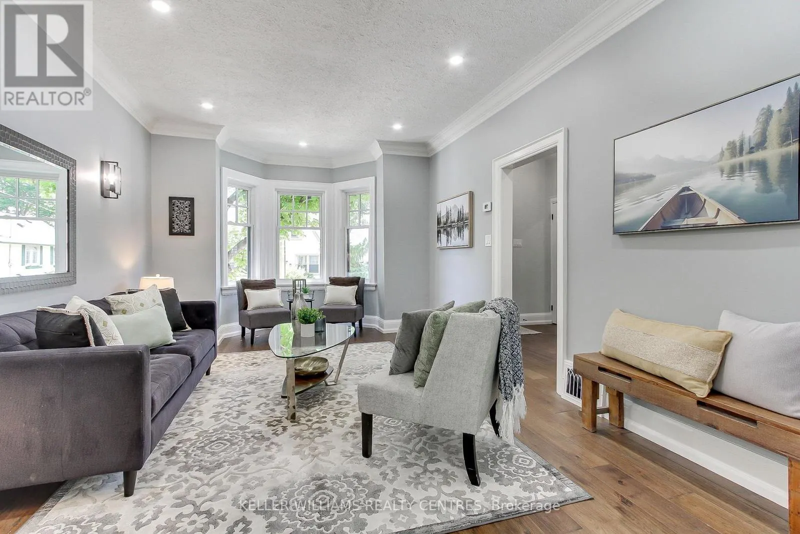 379 PARK AVENUE