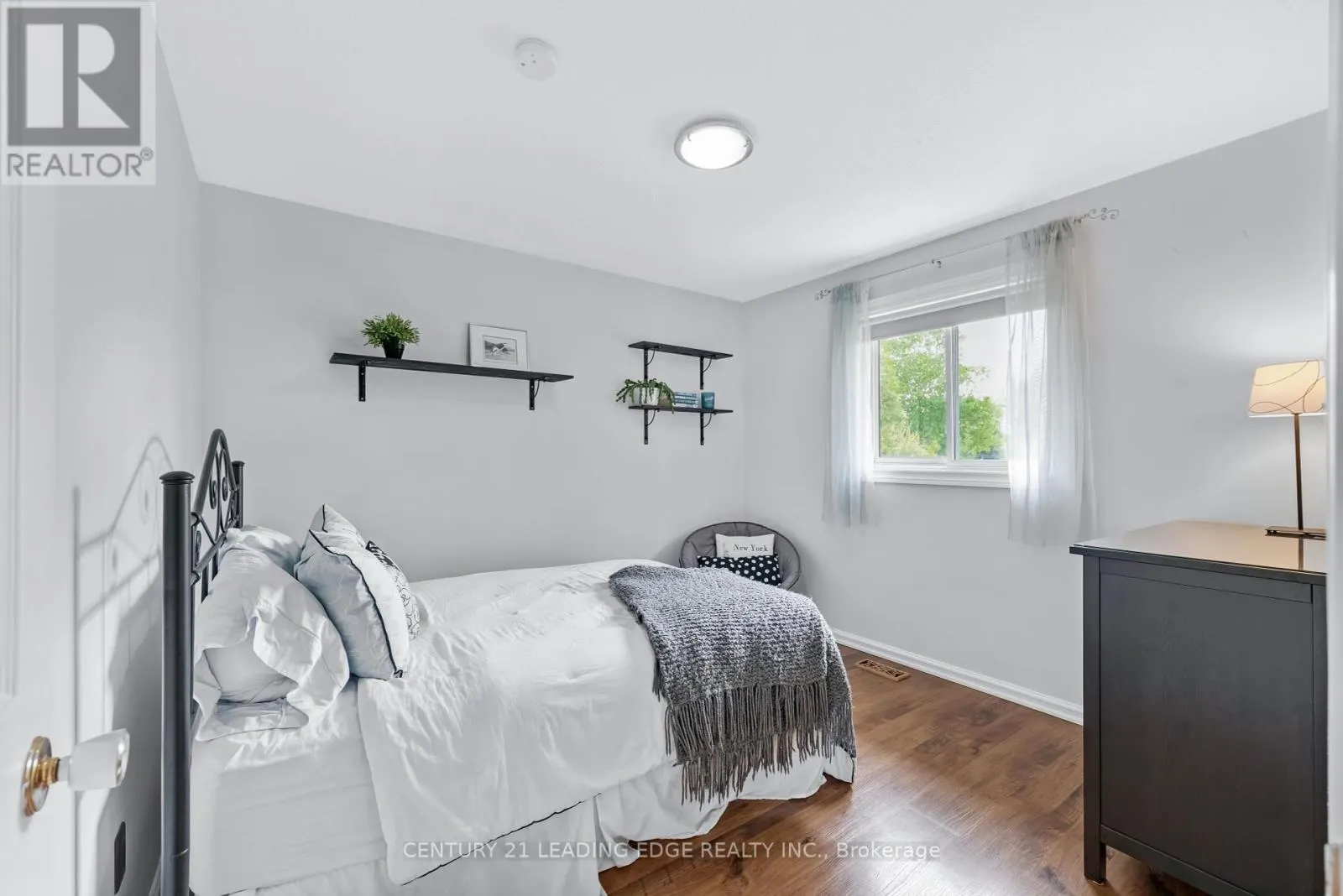 40 BIRCHARD BOULEVARD