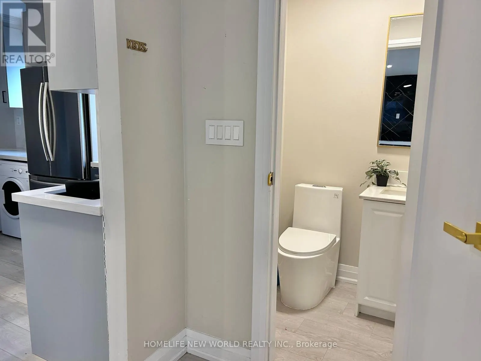 261 SILVERBIRCH DRIVE