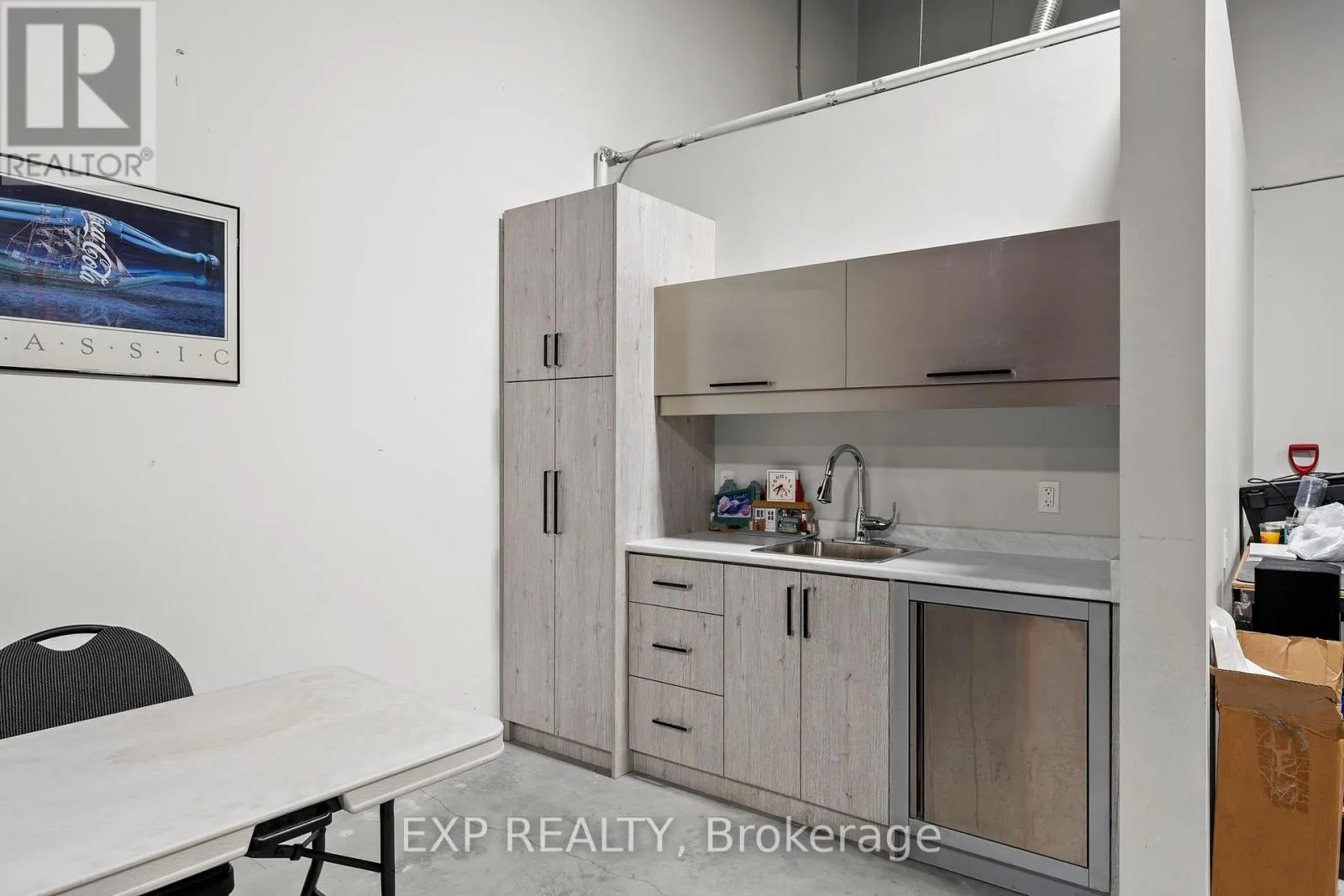 #7 #8 - 155 MOSTAR STREET
